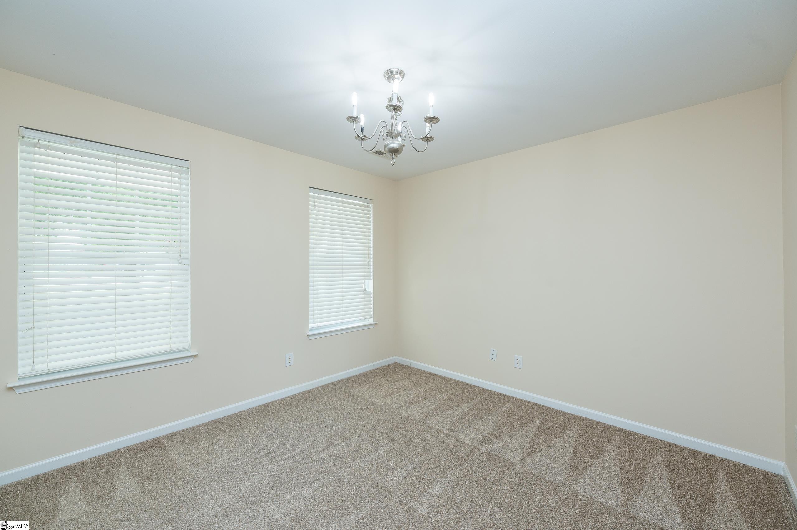 207 Catterick Way Property Photo 5