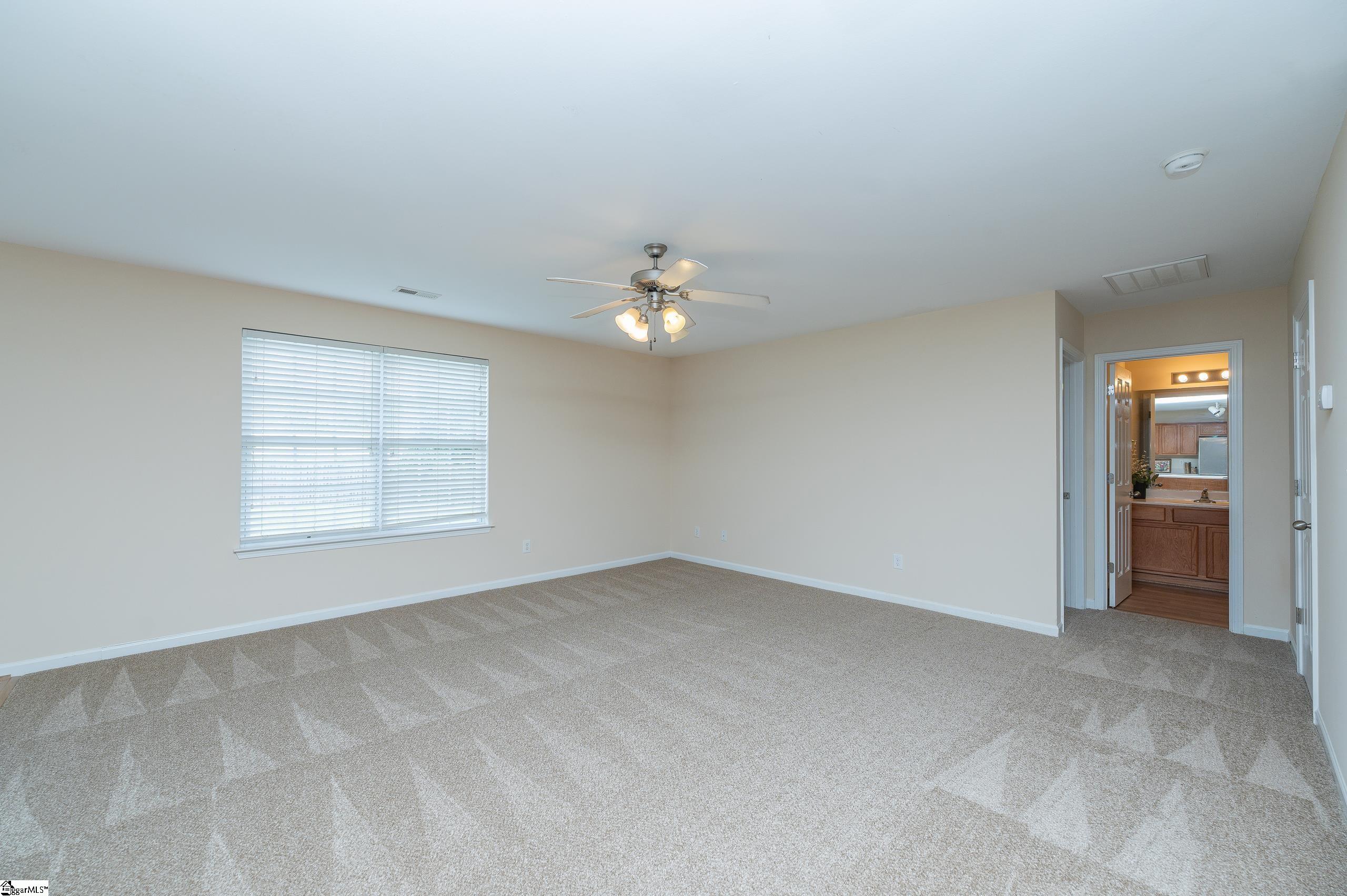 207 Catterick Way Property Photo 8