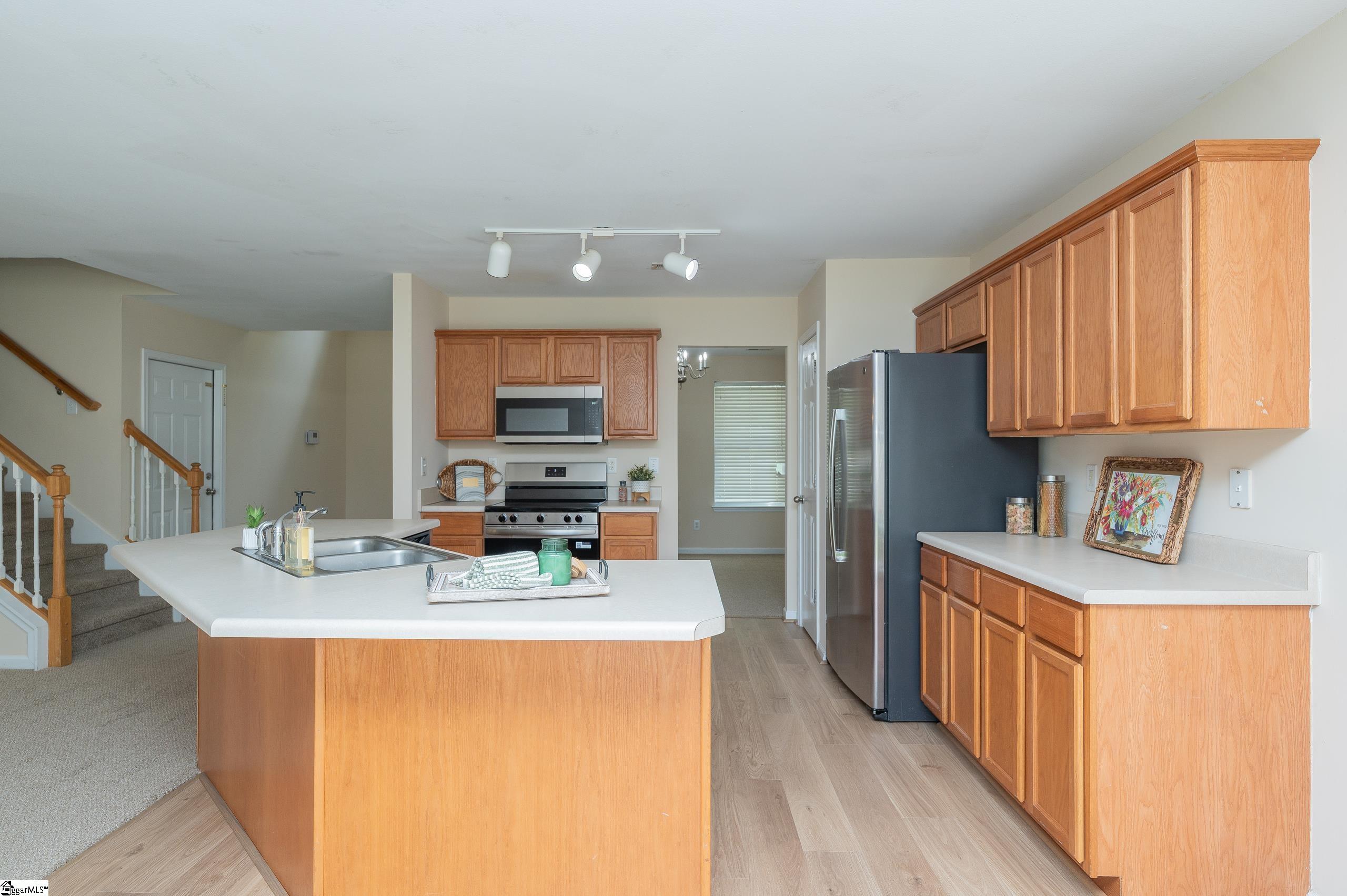 207 Catterick Way Property Photo 13