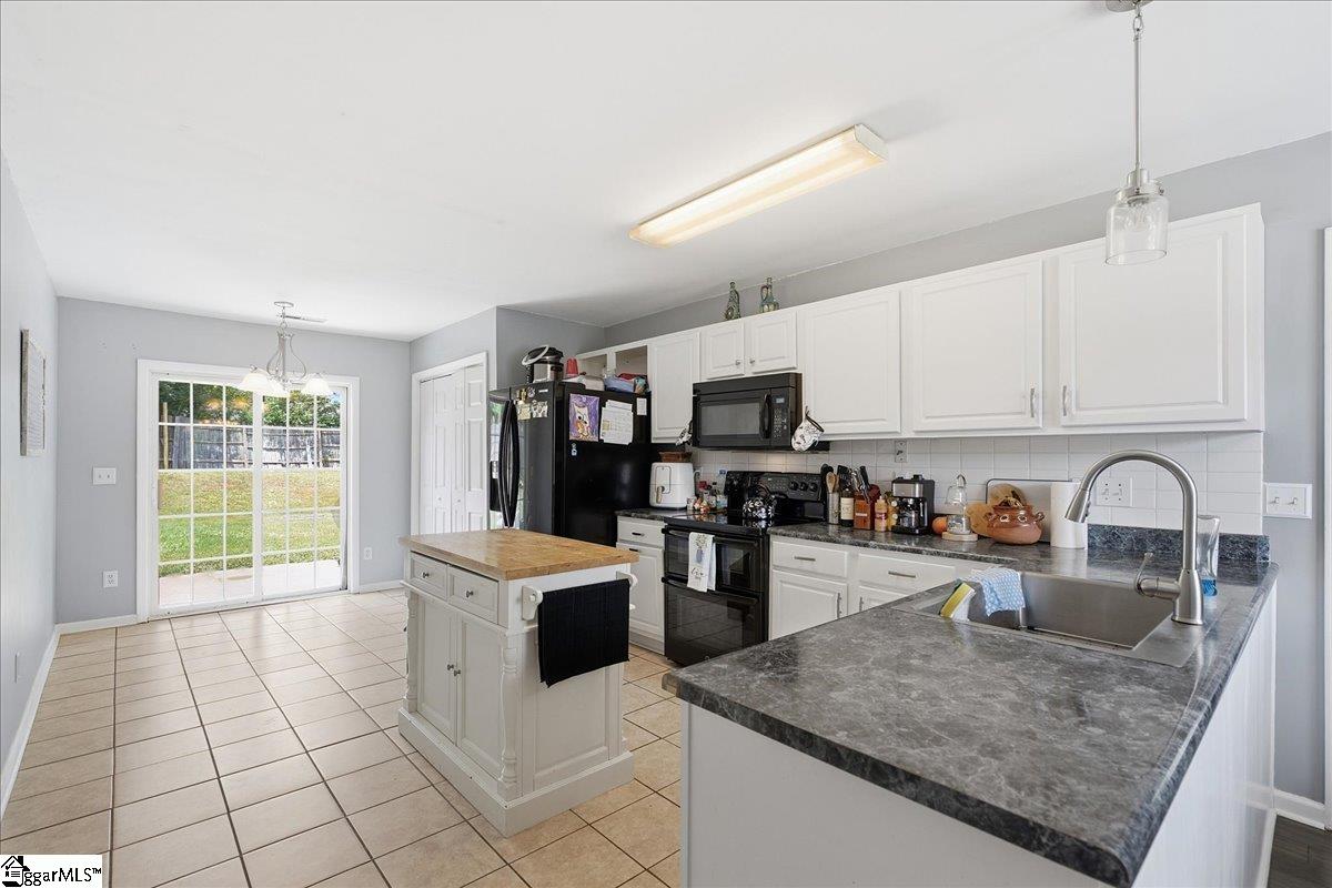 305 Golden Leaf Lane Property Photo 10
