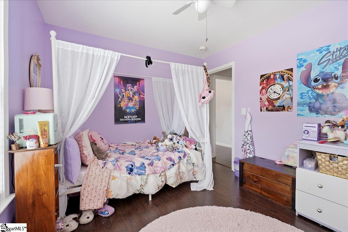 305 Golden Leaf Lane Property Photo 24