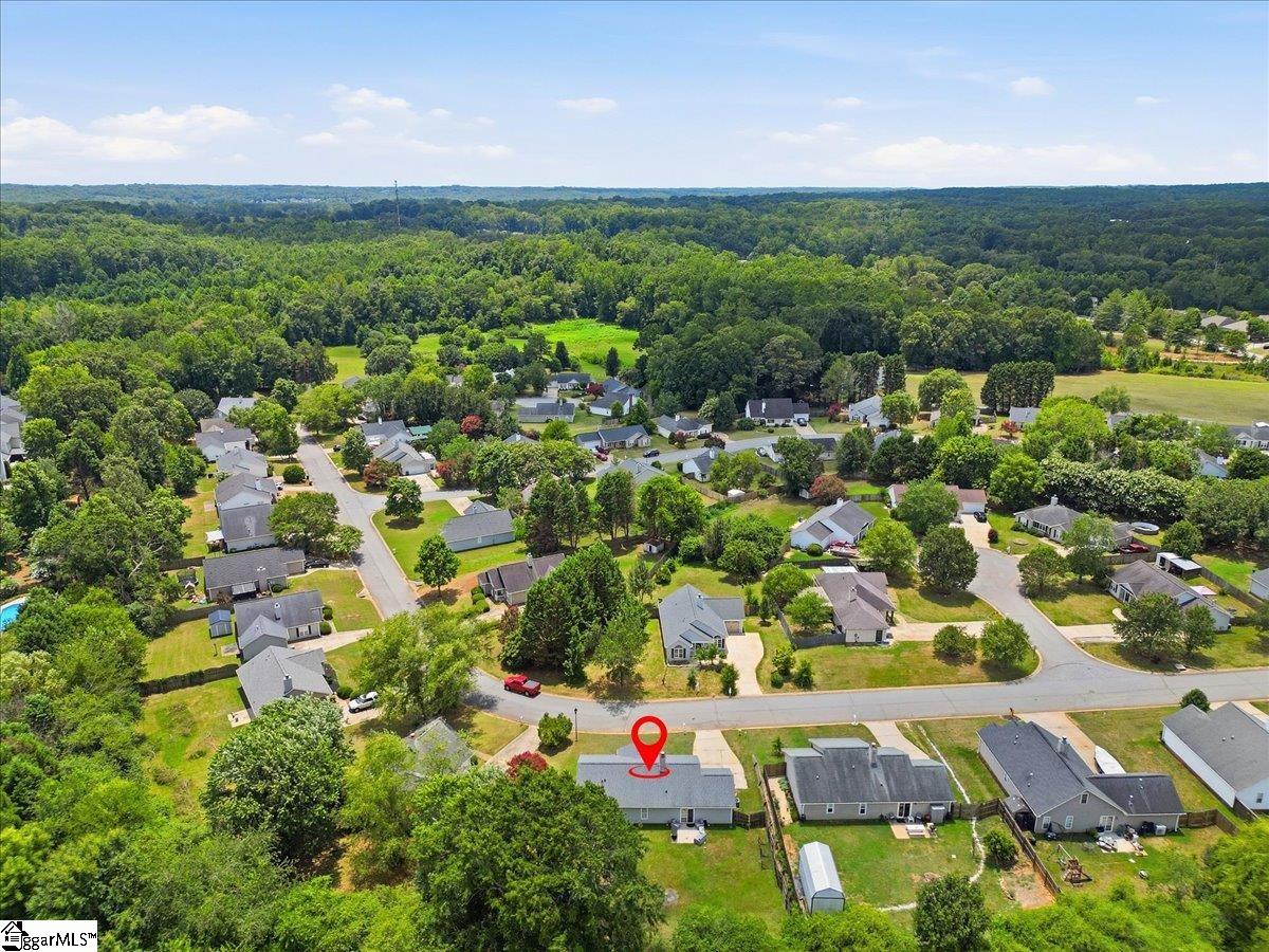 305 Golden Leaf Lane Property Photo 32