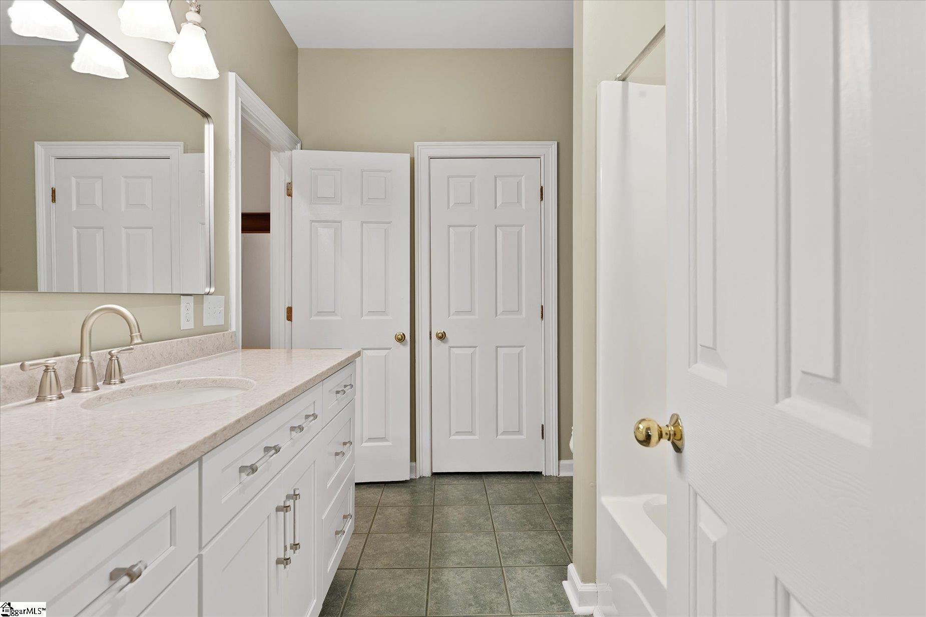 115 S Embler Court Property Photo 29