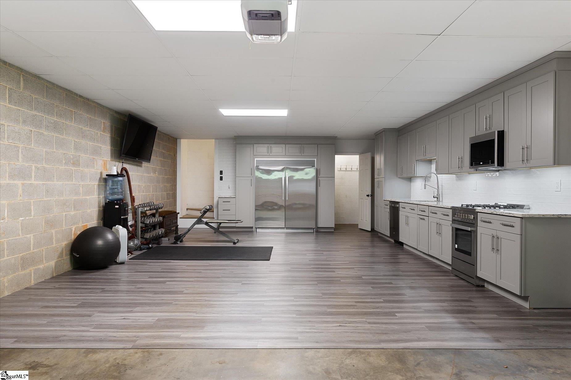 115 S Embler Court Property Photo 40
