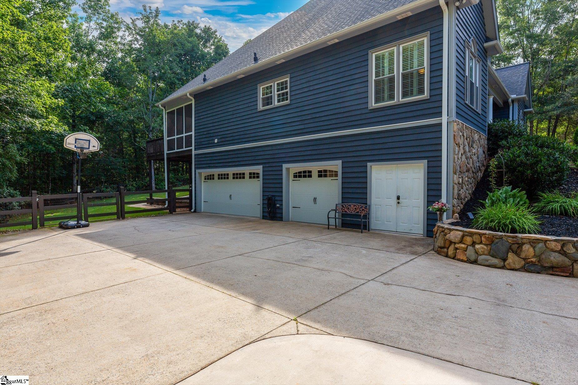 115 S Embler Court Property Photo 43