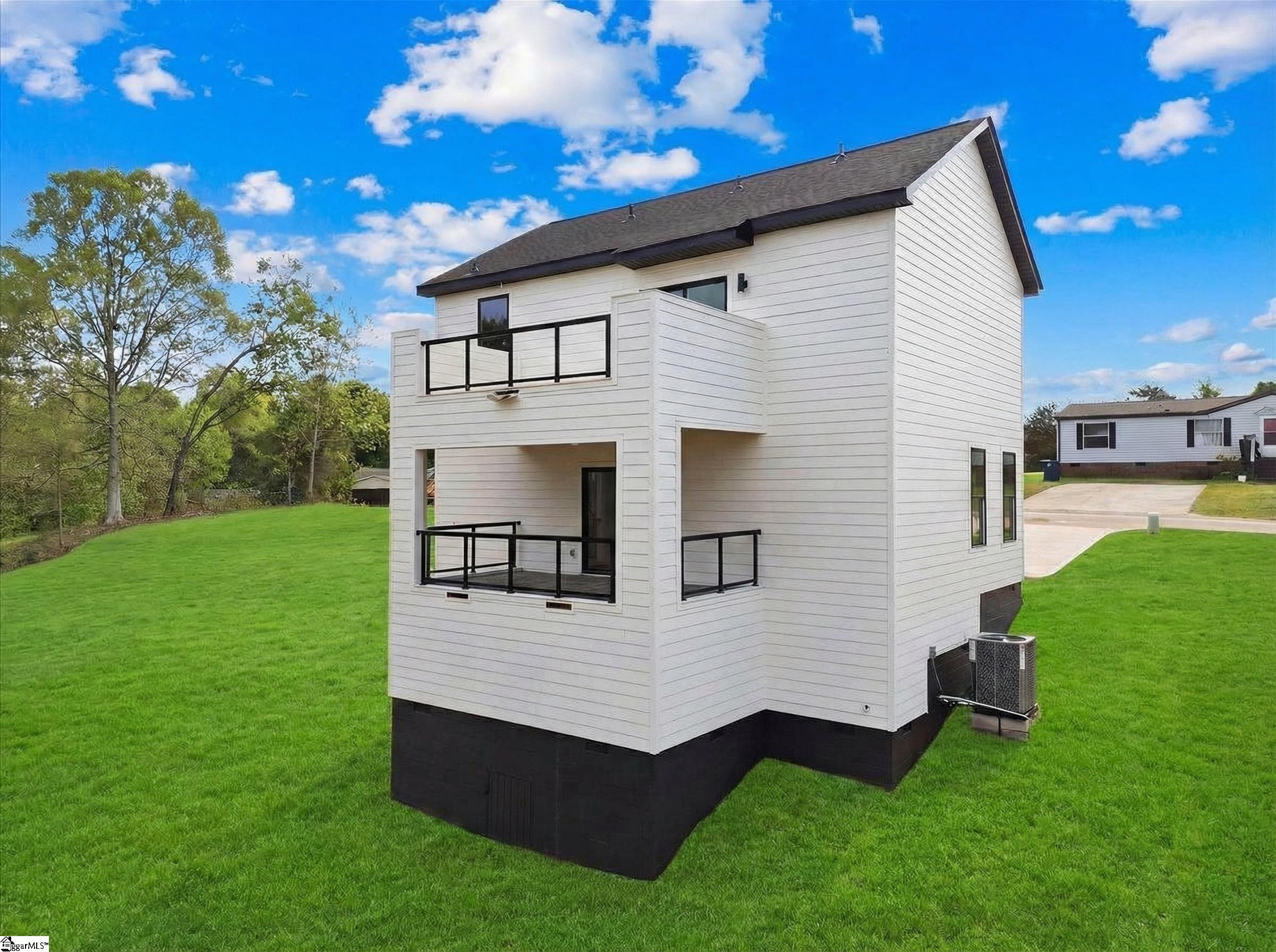116 Current Drive Property Photo 3