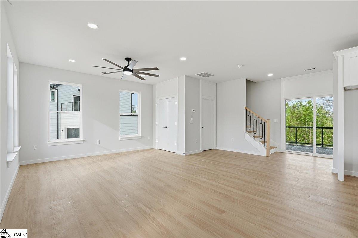 116 Current Drive Property Photo 6