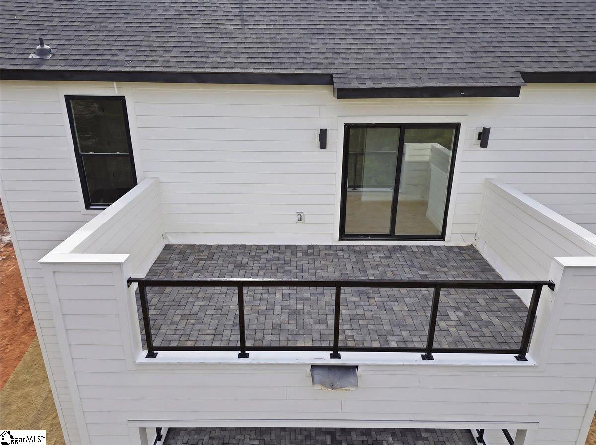 116 Current Drive Property Photo 23