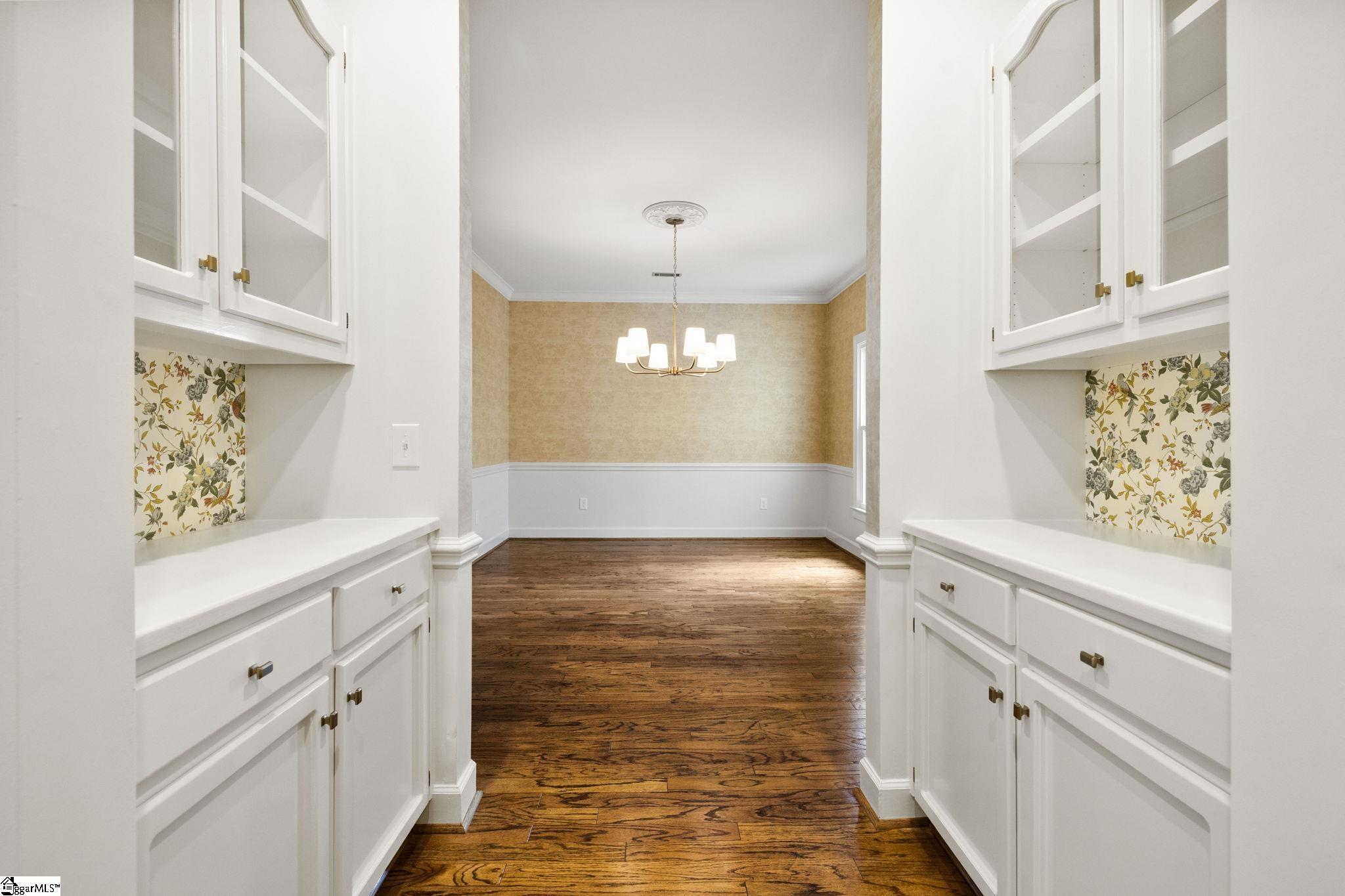 302 Greenview Circle Property Photo 15