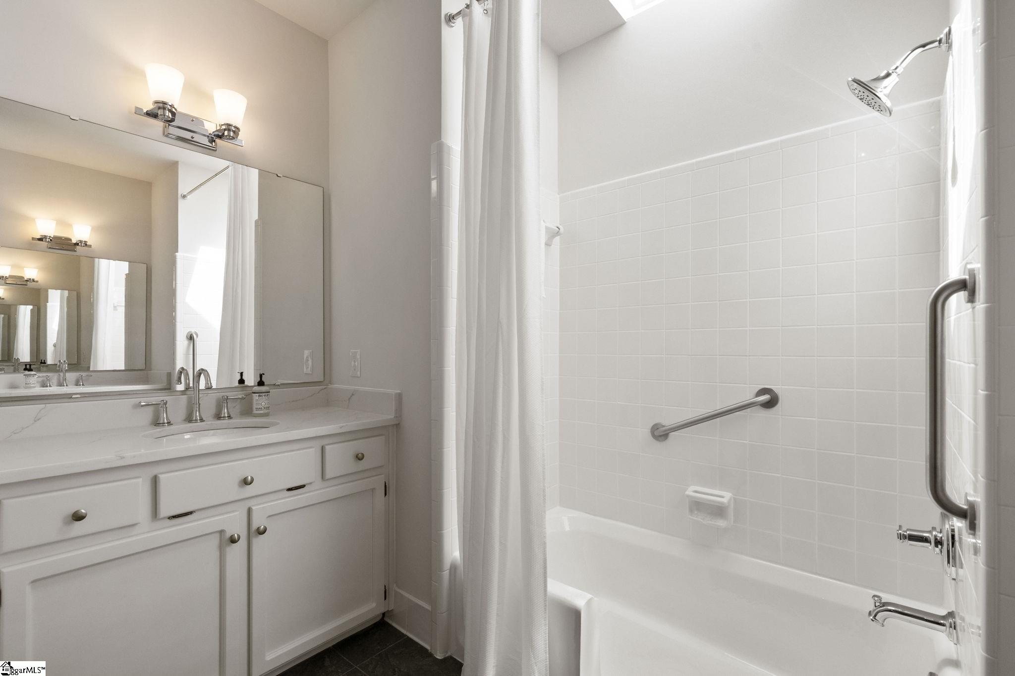 302 Greenview Circle Property Photo 21