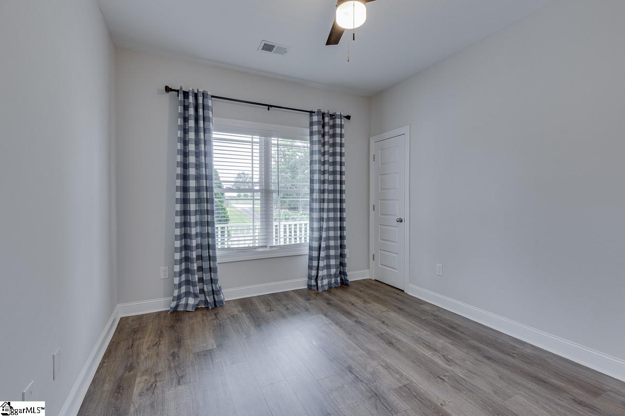 202 Meadow Lane Property Photo 8