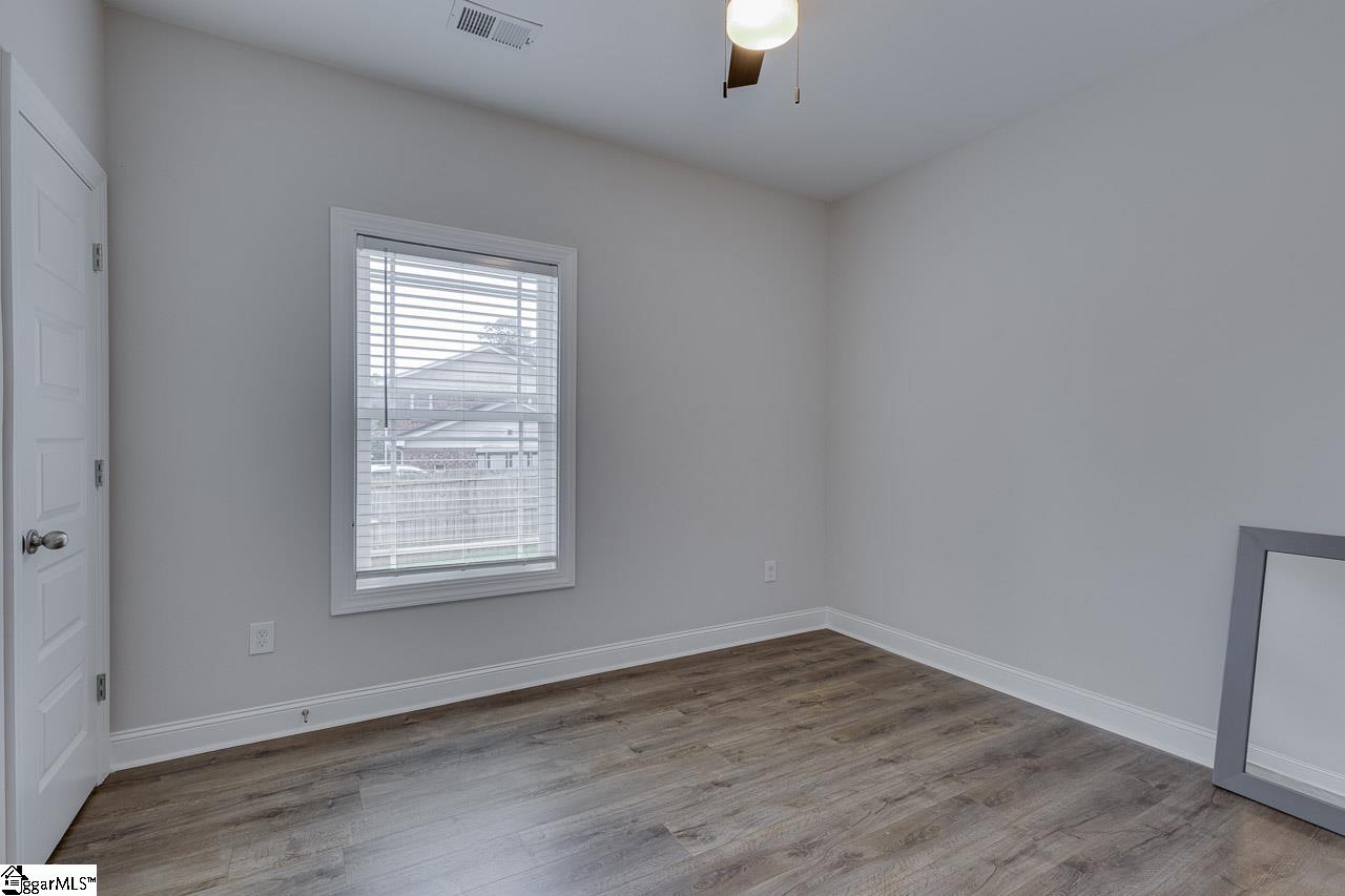 202 Meadow Lane Property Photo 10