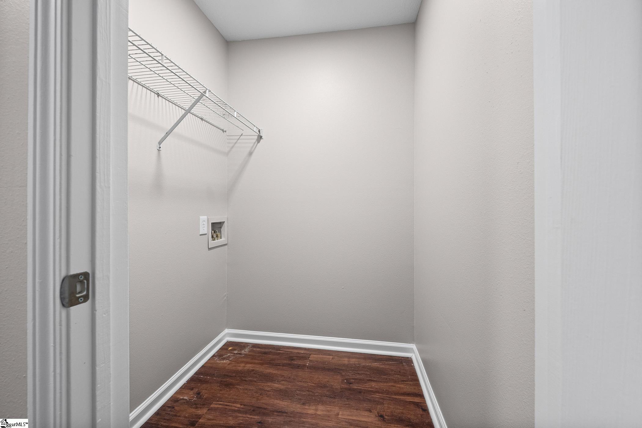 101 Kingscreek Drive Property Photo 14