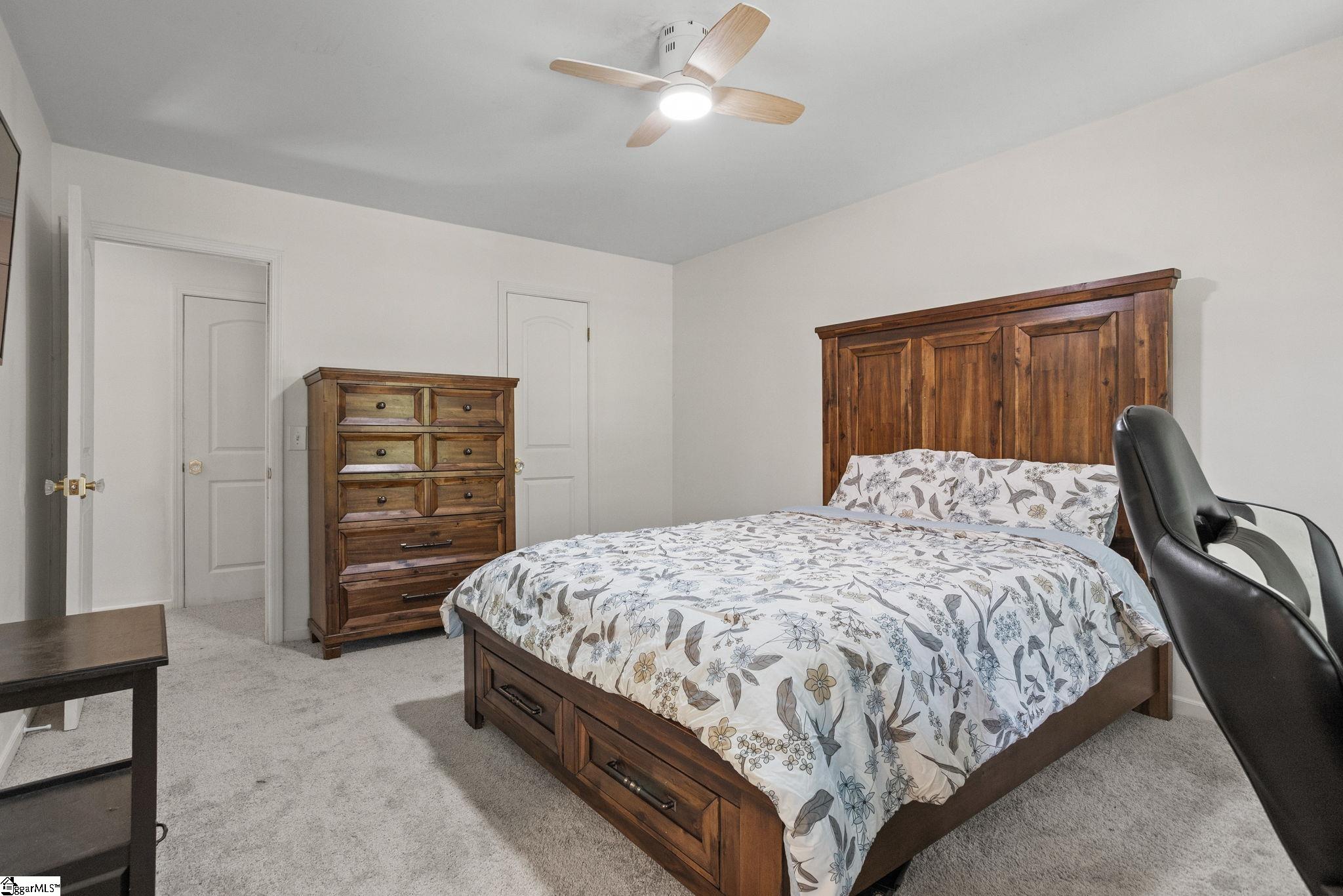 114 Woodhill Lane Property Photo 32