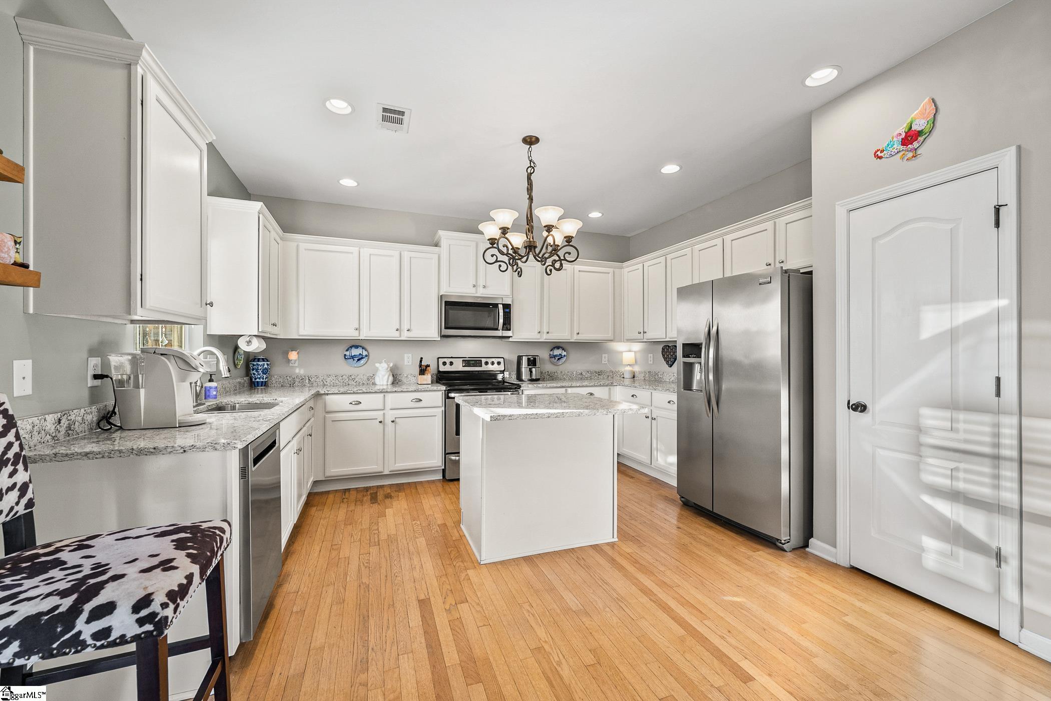 6 Meadowrise Lane Property Photo 13