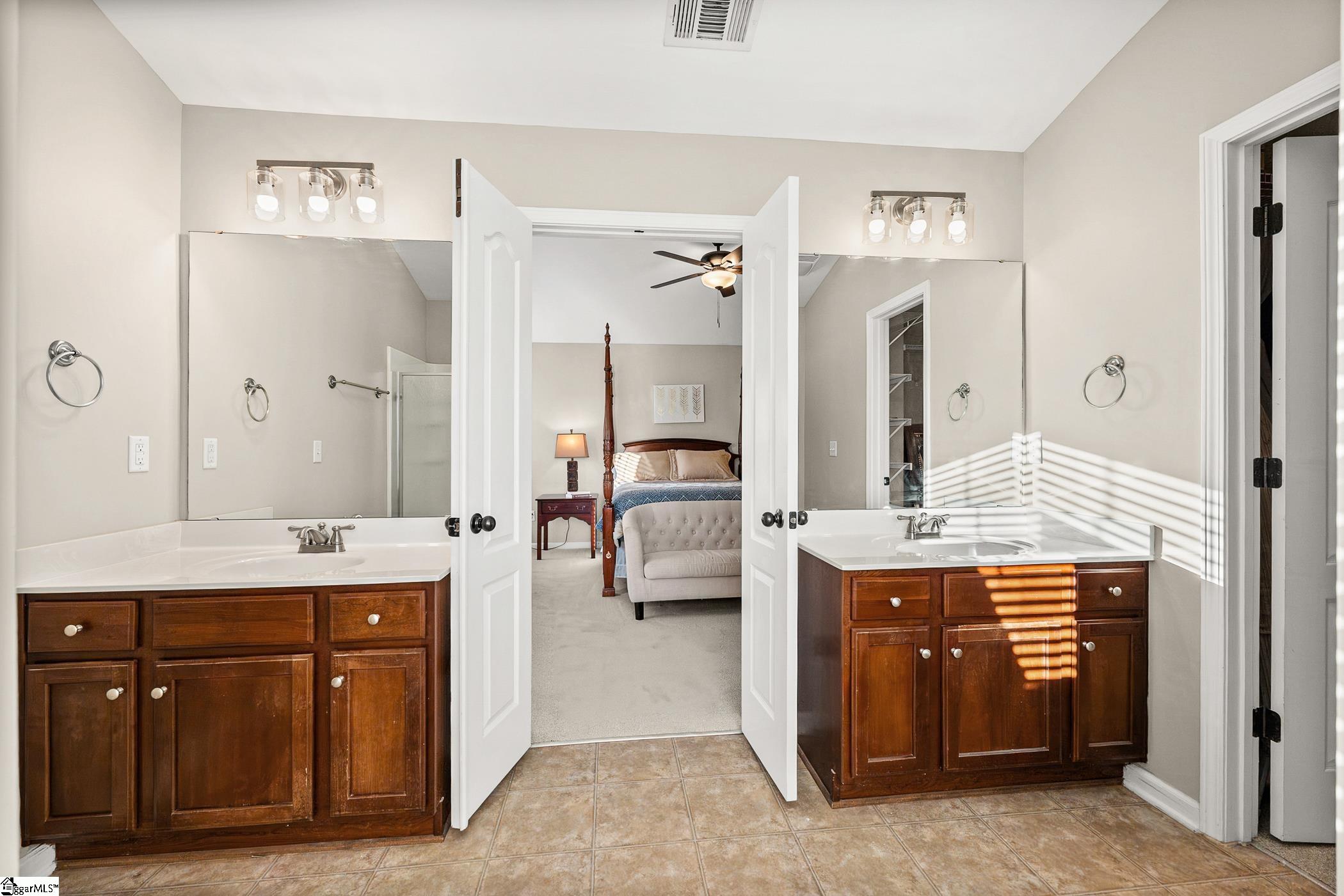 6 Meadowrise Lane Property Photo 24