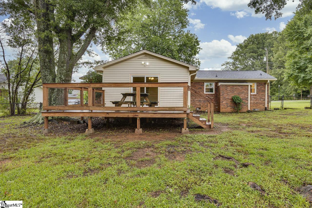106 Roebuck Drive Property Photo 24
