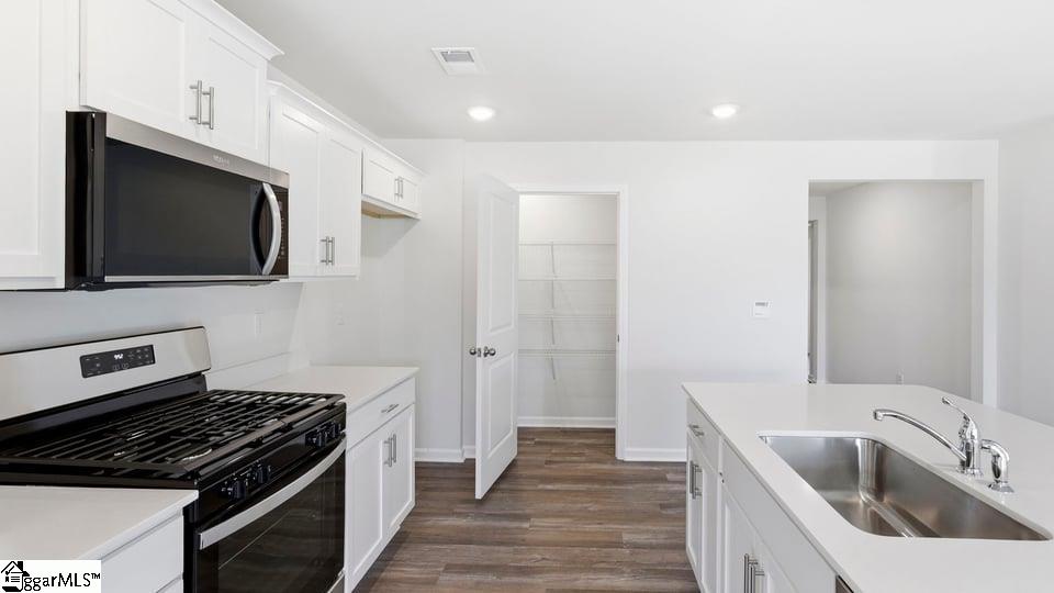 593 Sunfire Street Property Photo 24