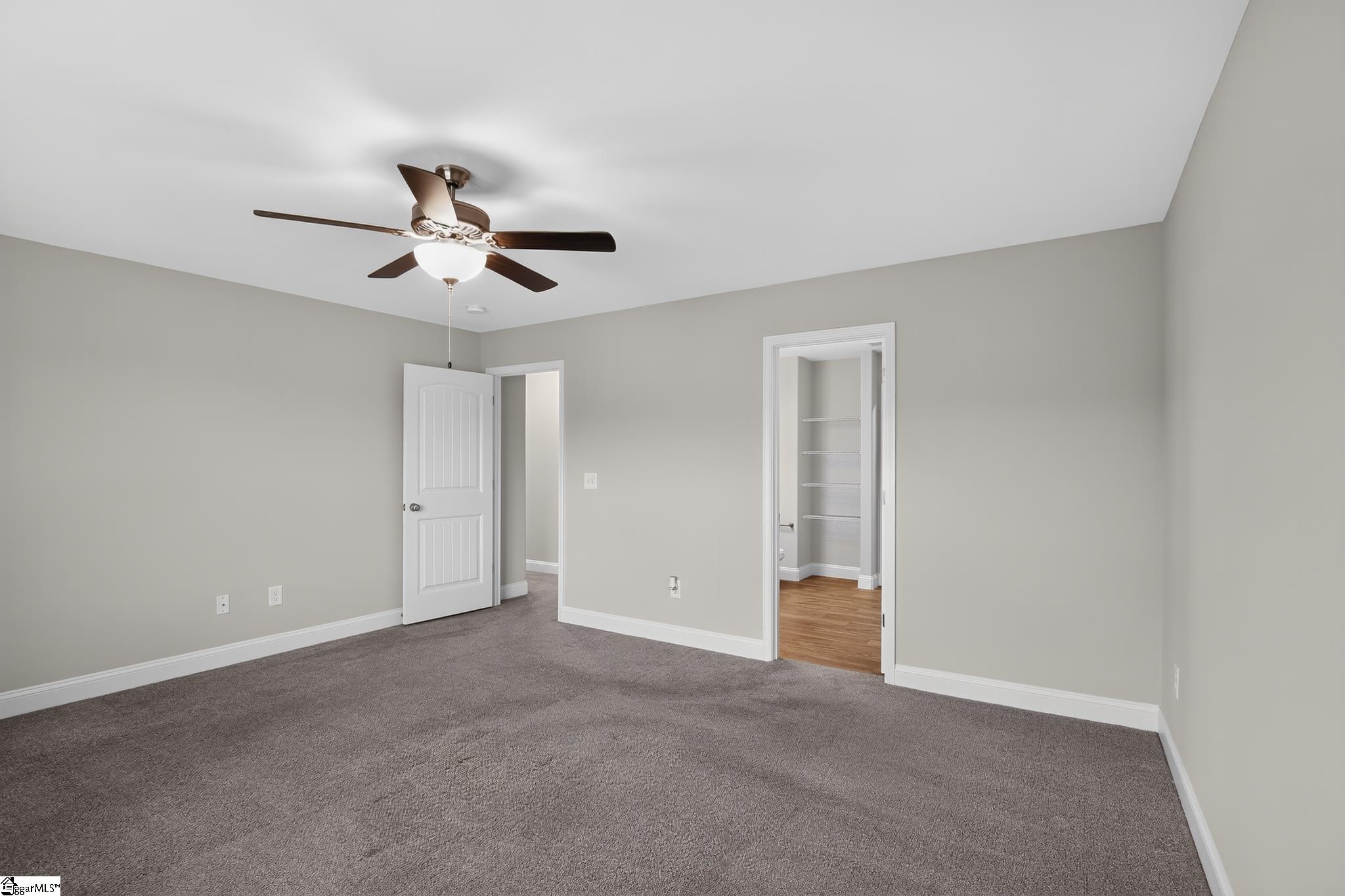 547 Chantry Lane Property Photo 8