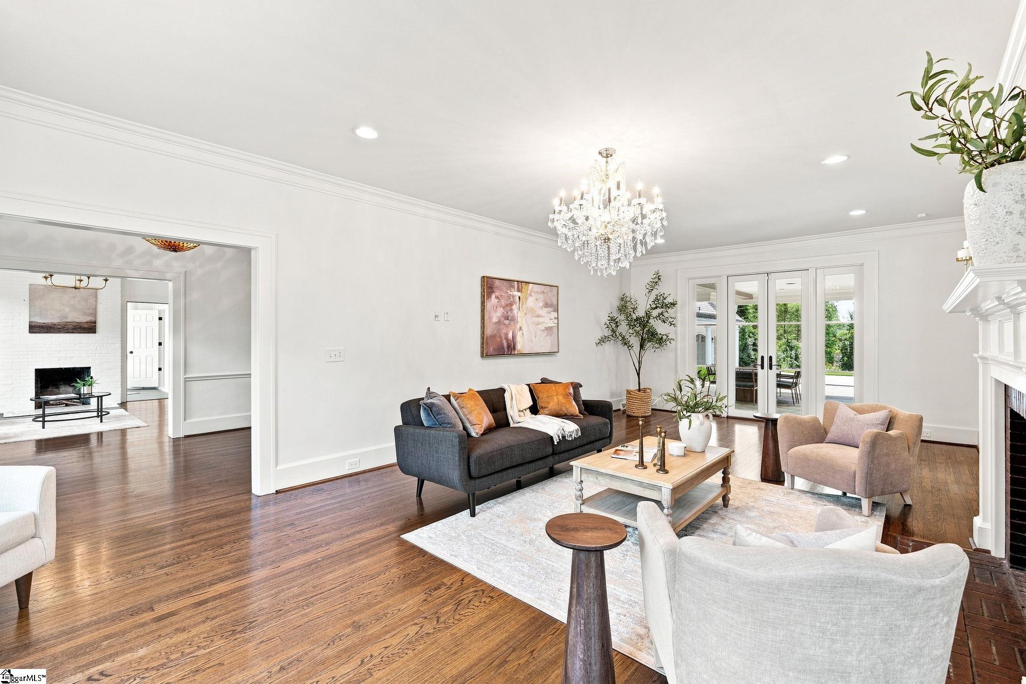 18 Sirrine Drive Property Photo 6