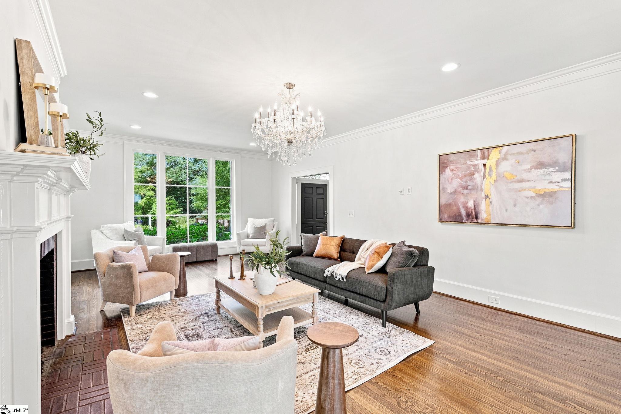18 Sirrine Drive Property Photo 8