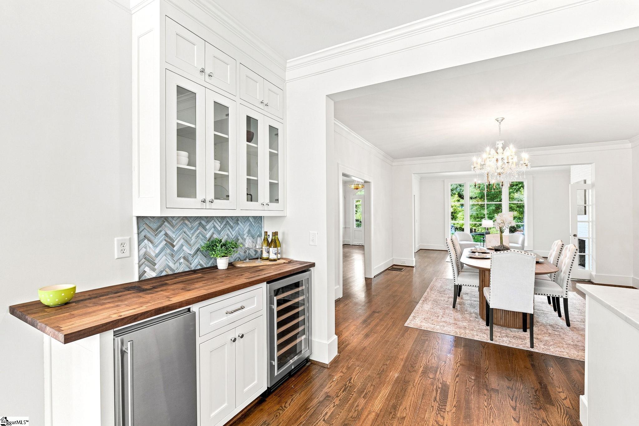 18 Sirrine Drive Property Photo 13