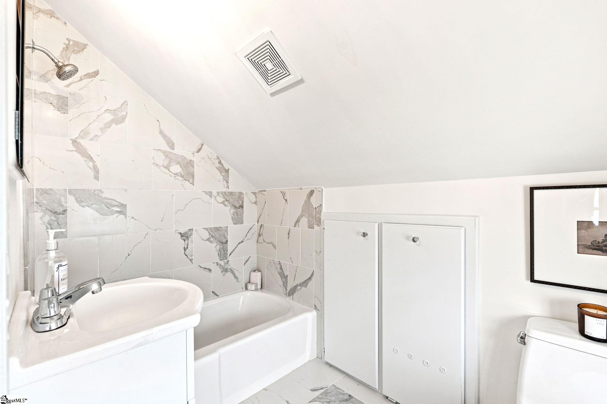 18 Sirrine Drive Property Photo 39