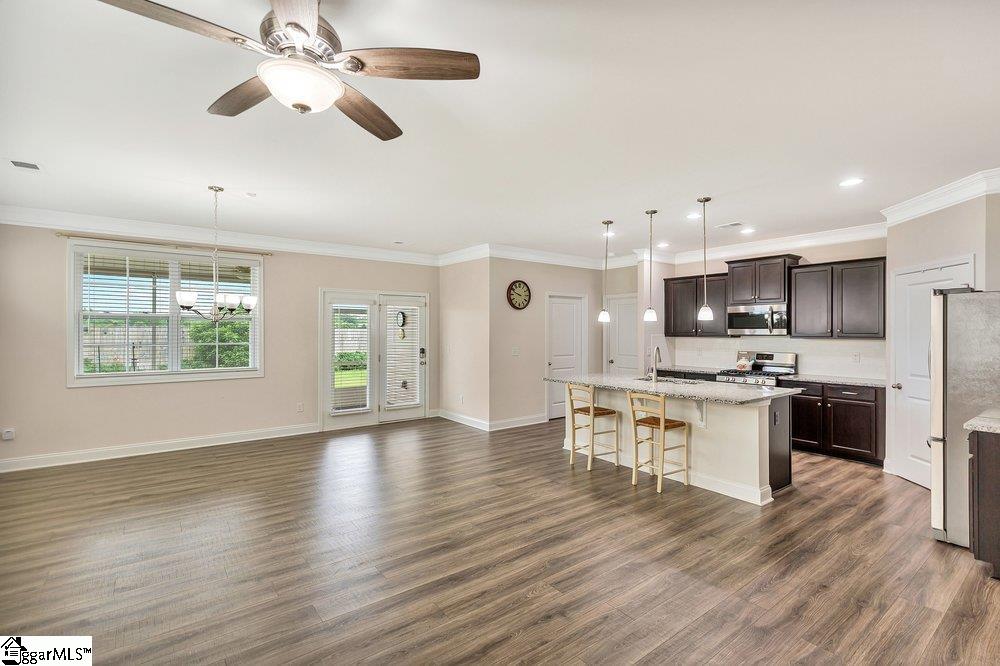 123 Cypress Hollow Drive Property Photo 4