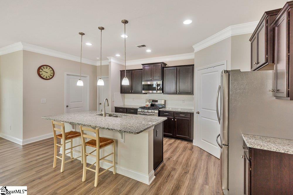 123 Cypress Hollow Drive Property Photo 11