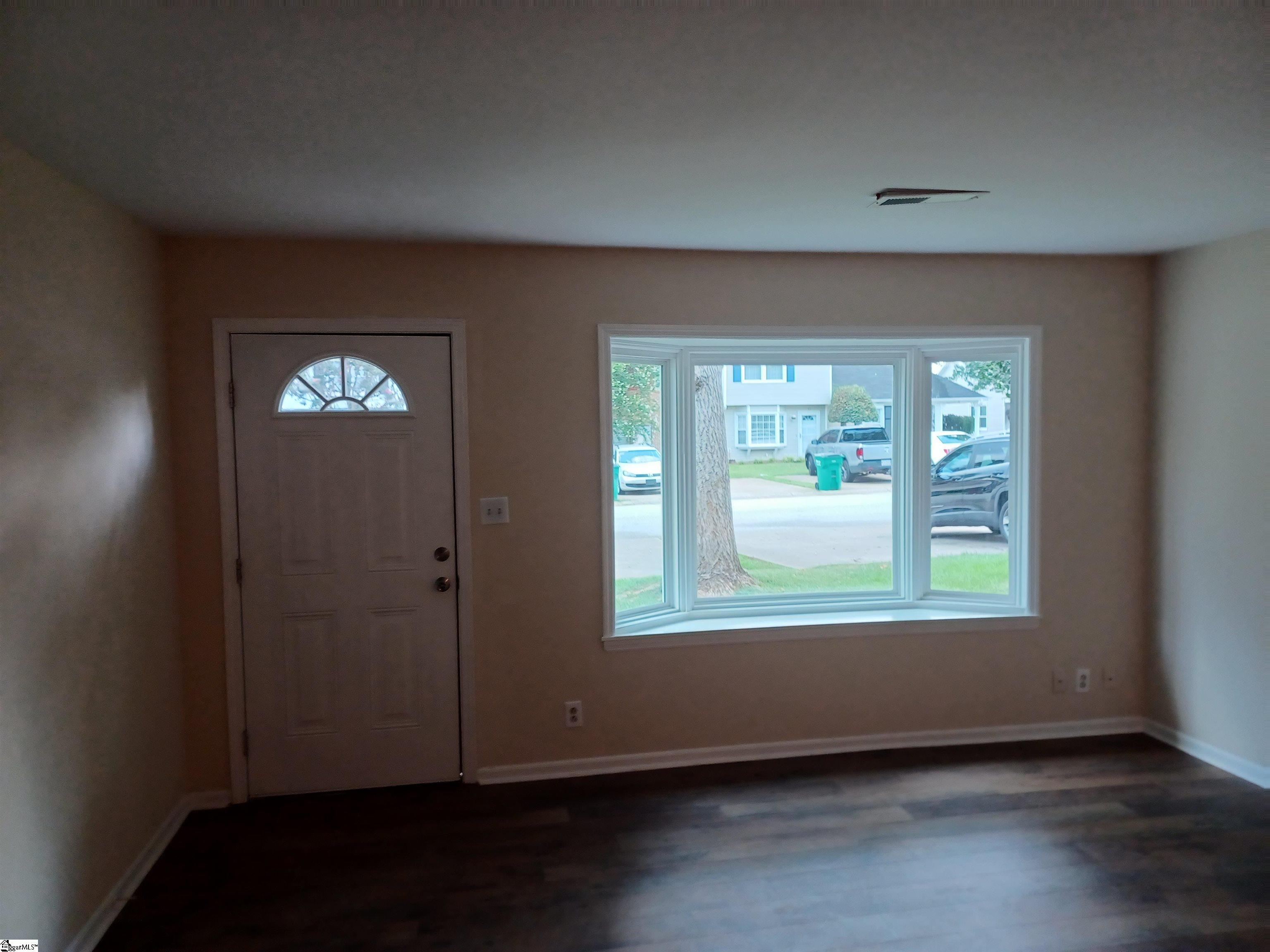 16 Townes Court Property Photo 3