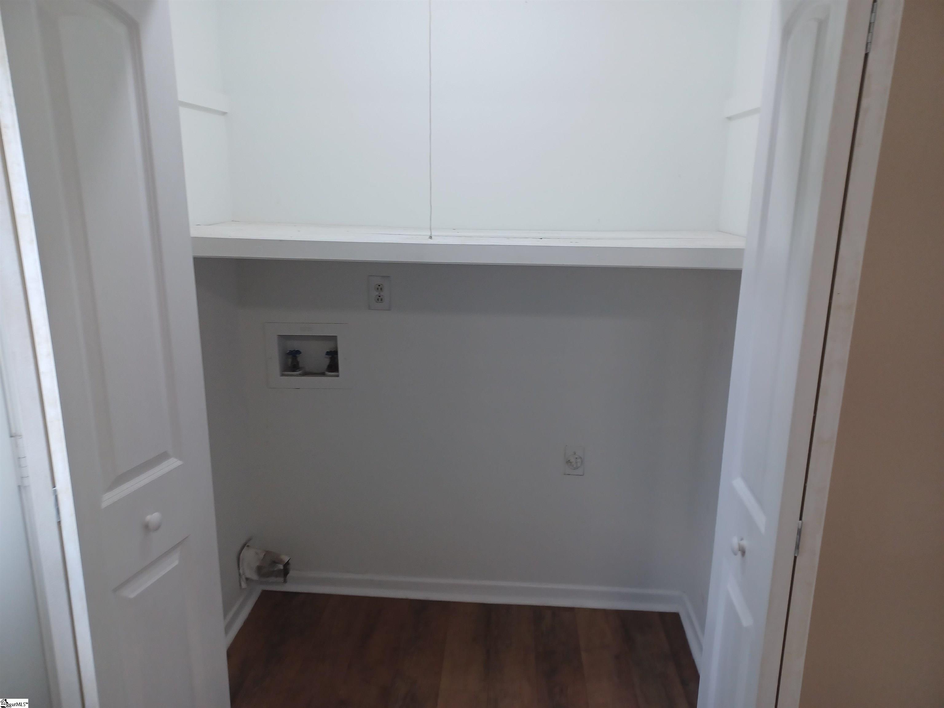 16 Townes Court Property Photo 12