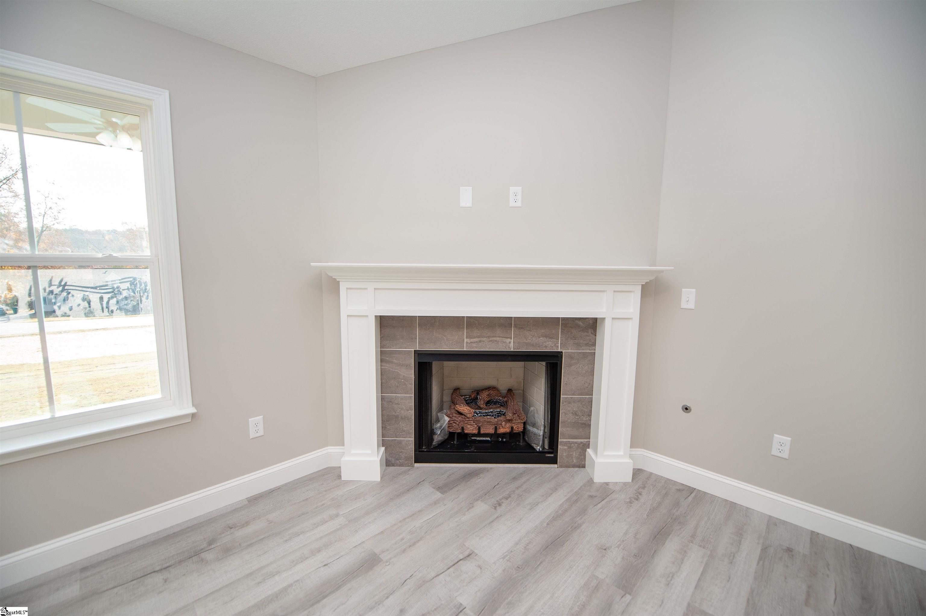 1008 Patch Drive Property Photo 3