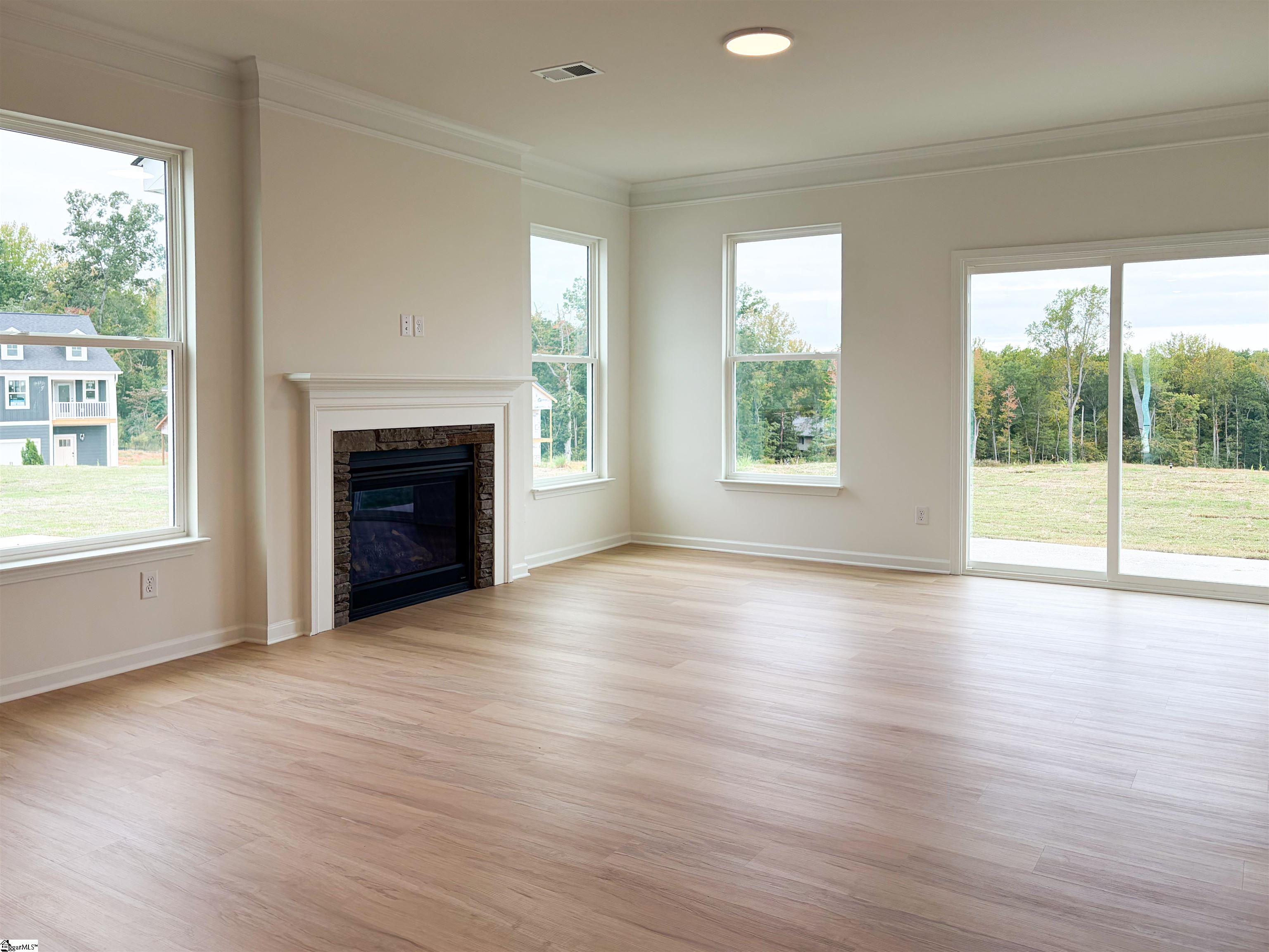 607 Bluestem Circle Property Photo 9