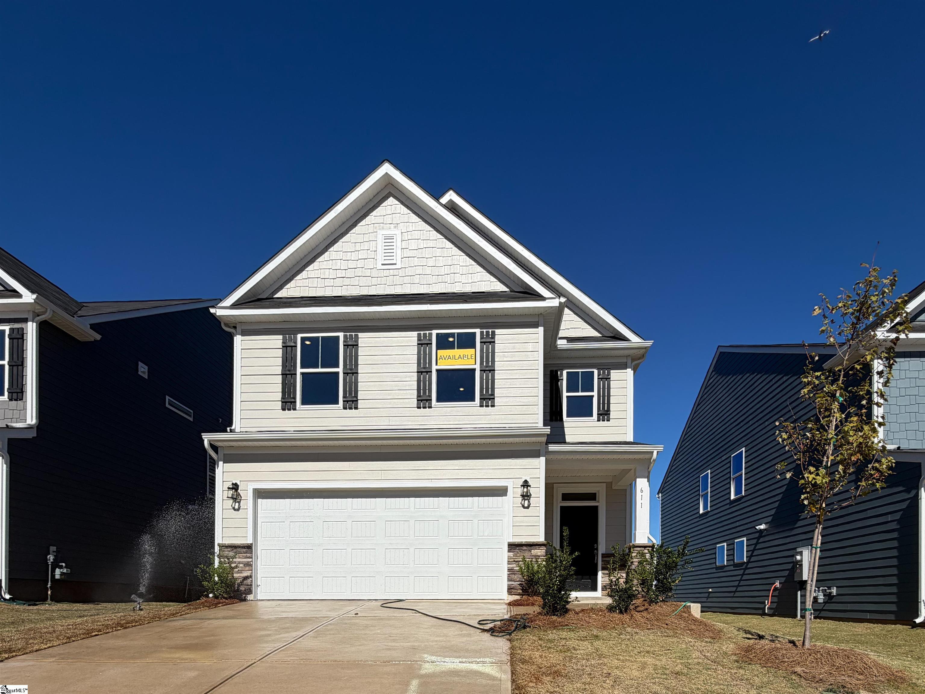 611 Bluestem Circle Property Photo 1