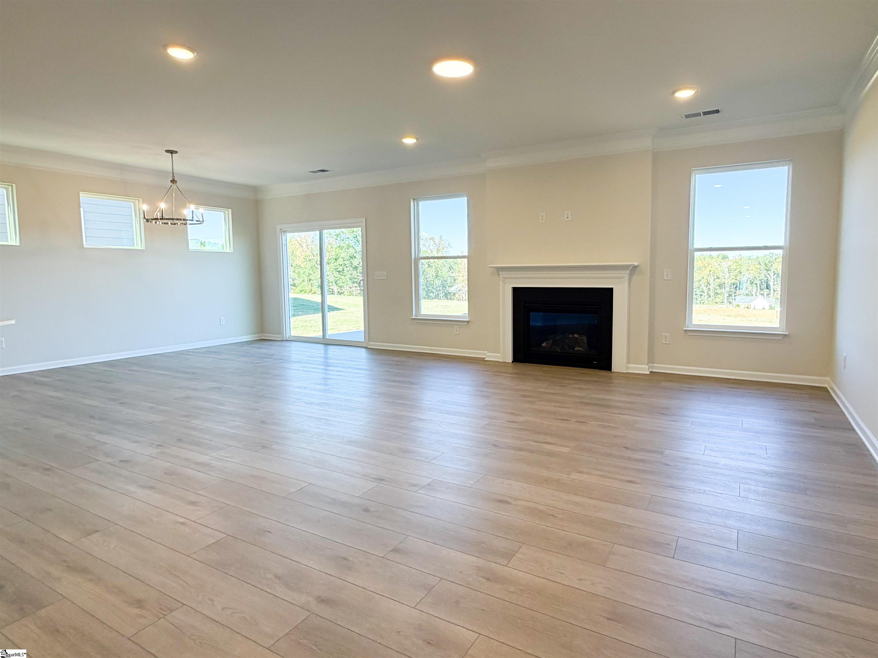 611 Bluestem Circle Property Photo 3