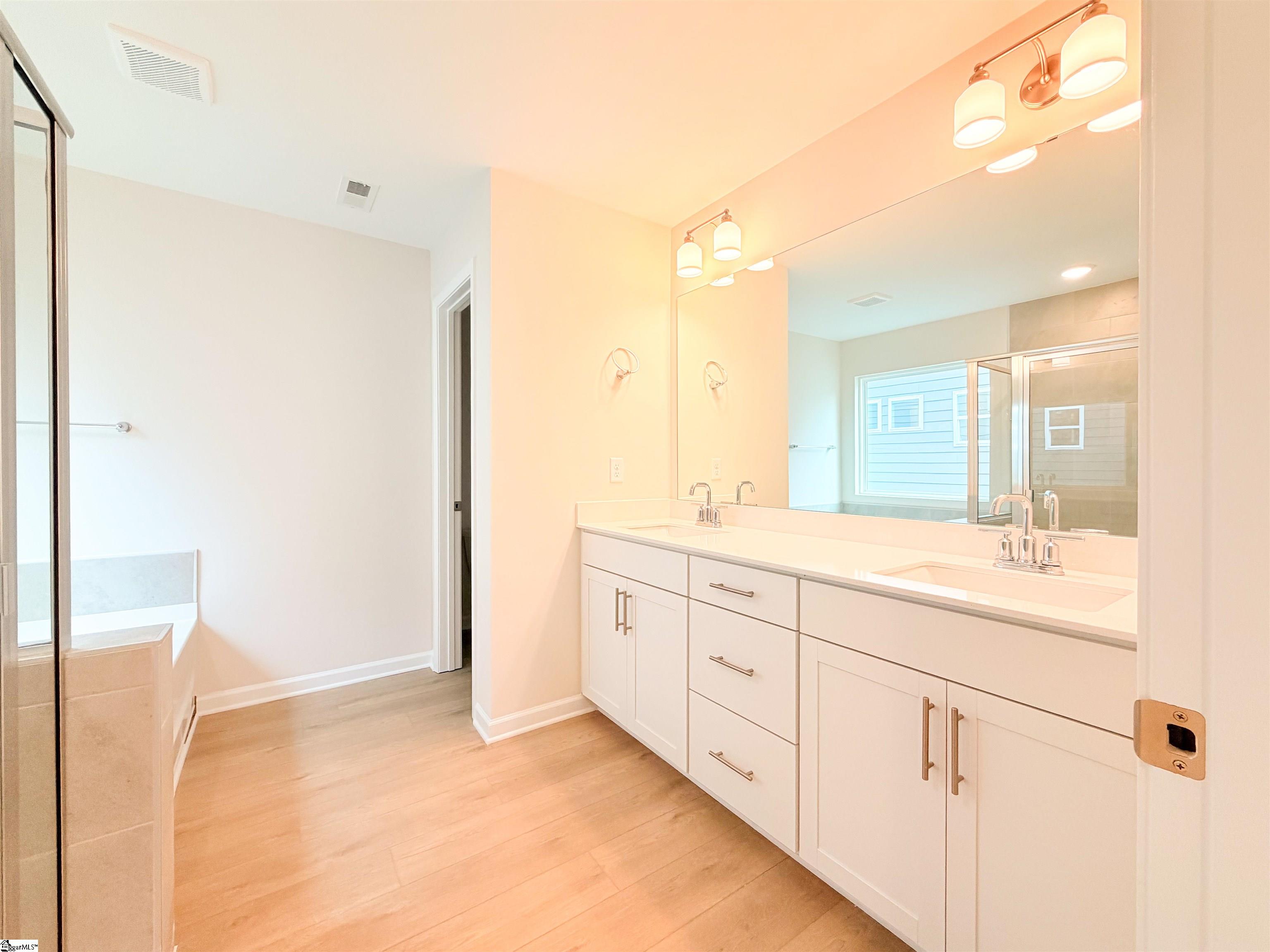 611 Bluestem Circle Property Photo 18