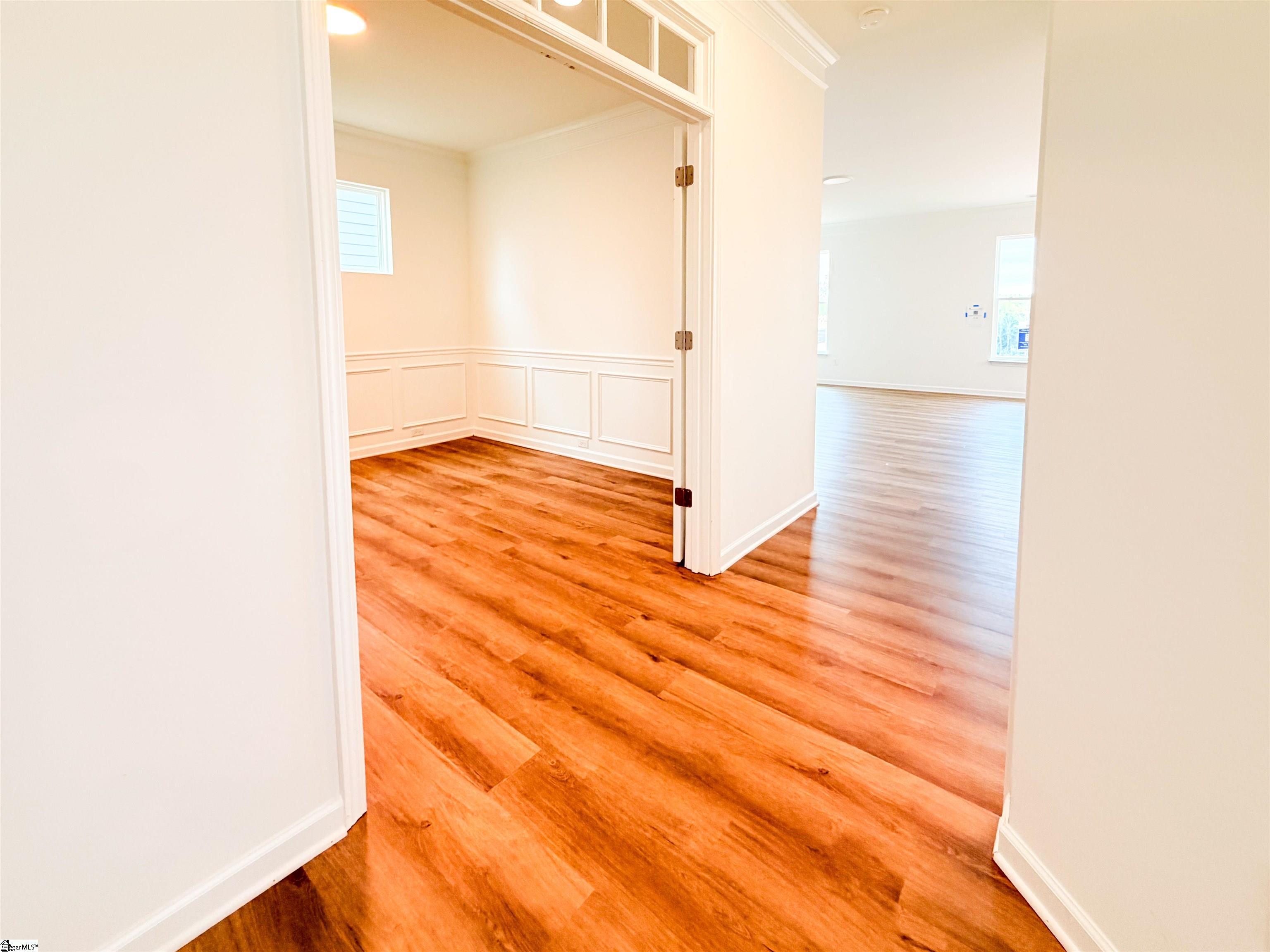 613 Bluestem Circle Property Photo 4