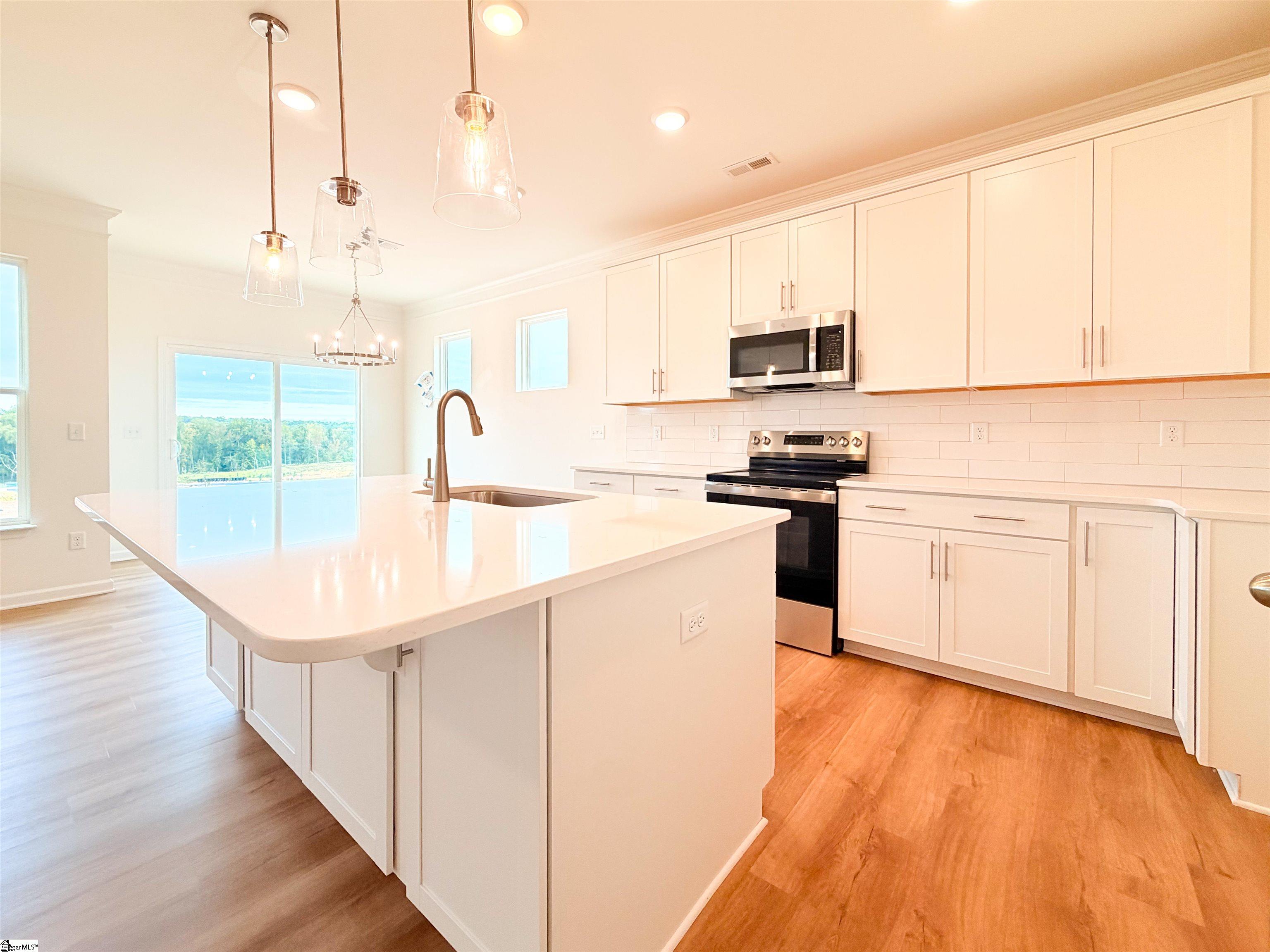 613 Bluestem Circle Property Photo 10