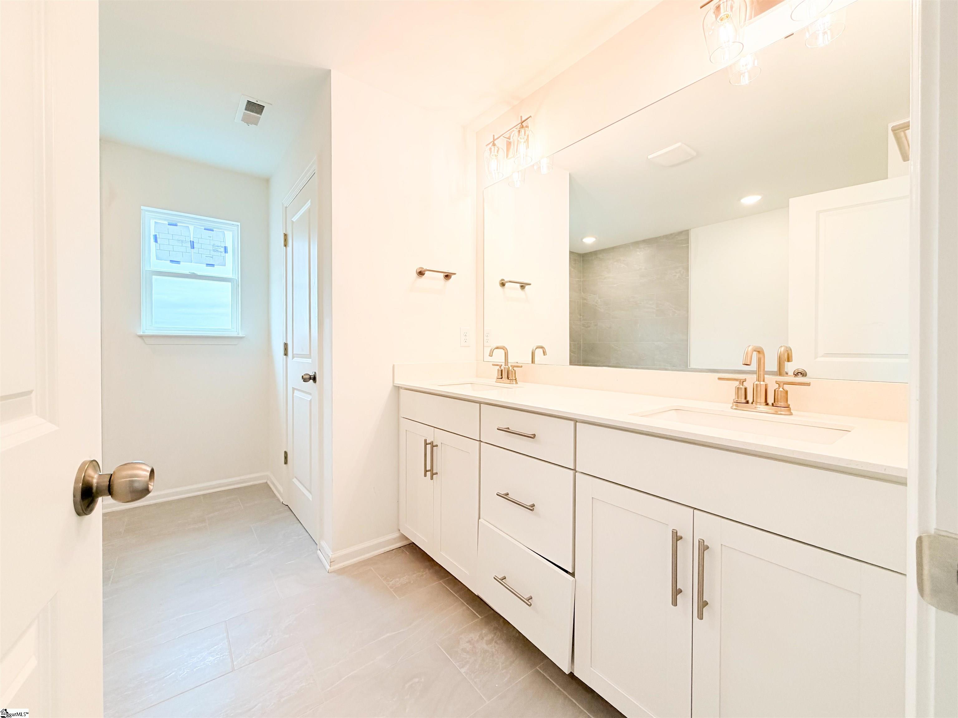 613 Bluestem Circle Property Photo 16