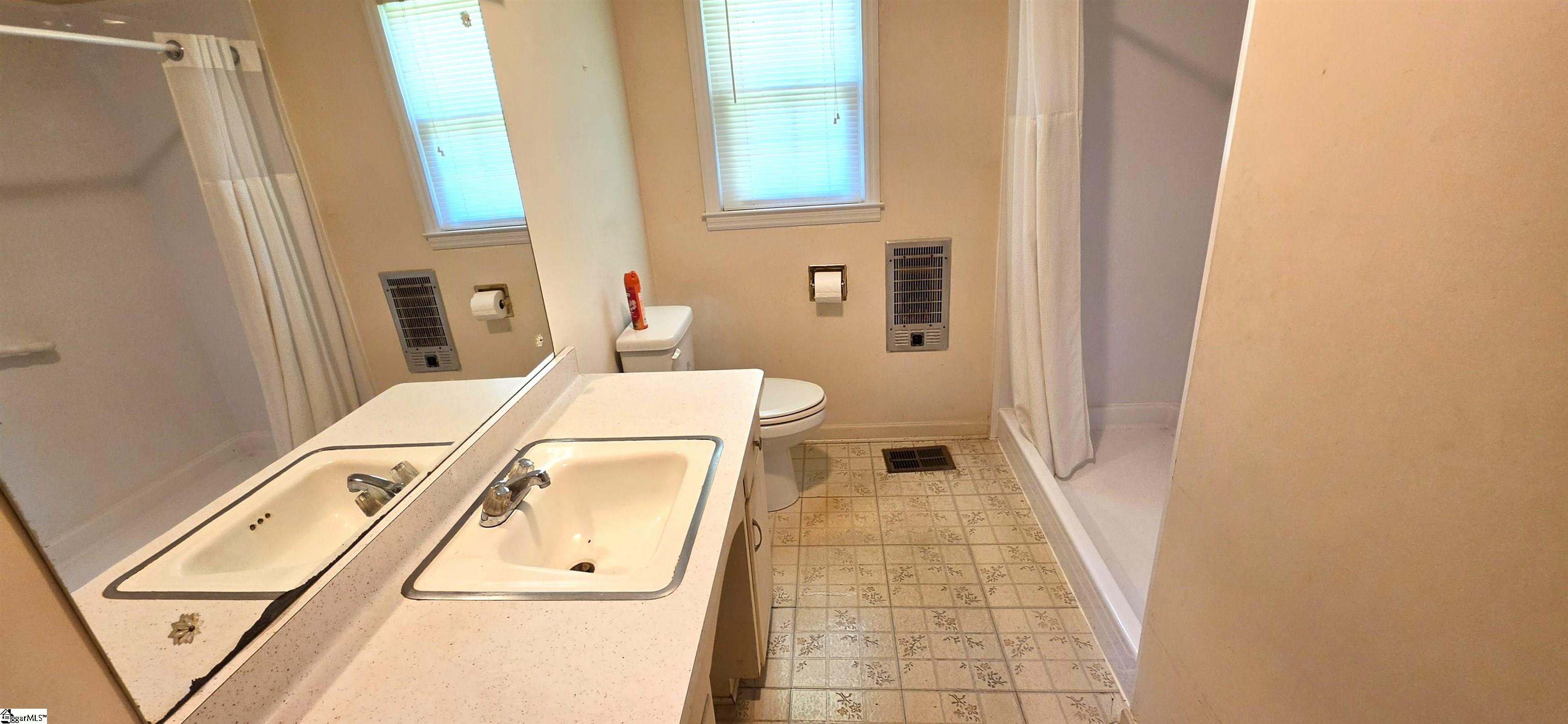 180 Edgewood Drive Property Photo 15