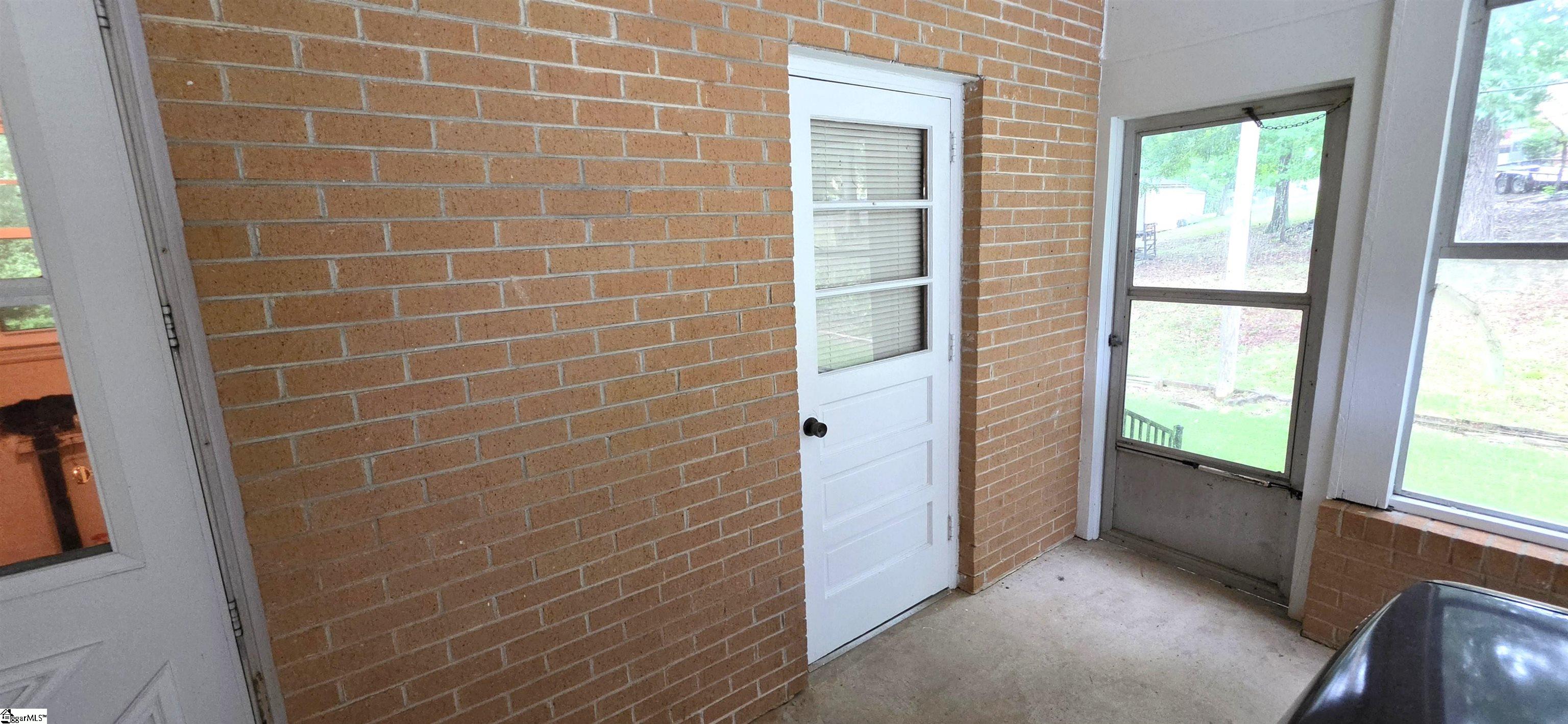 180 Edgewood Drive Property Photo 23