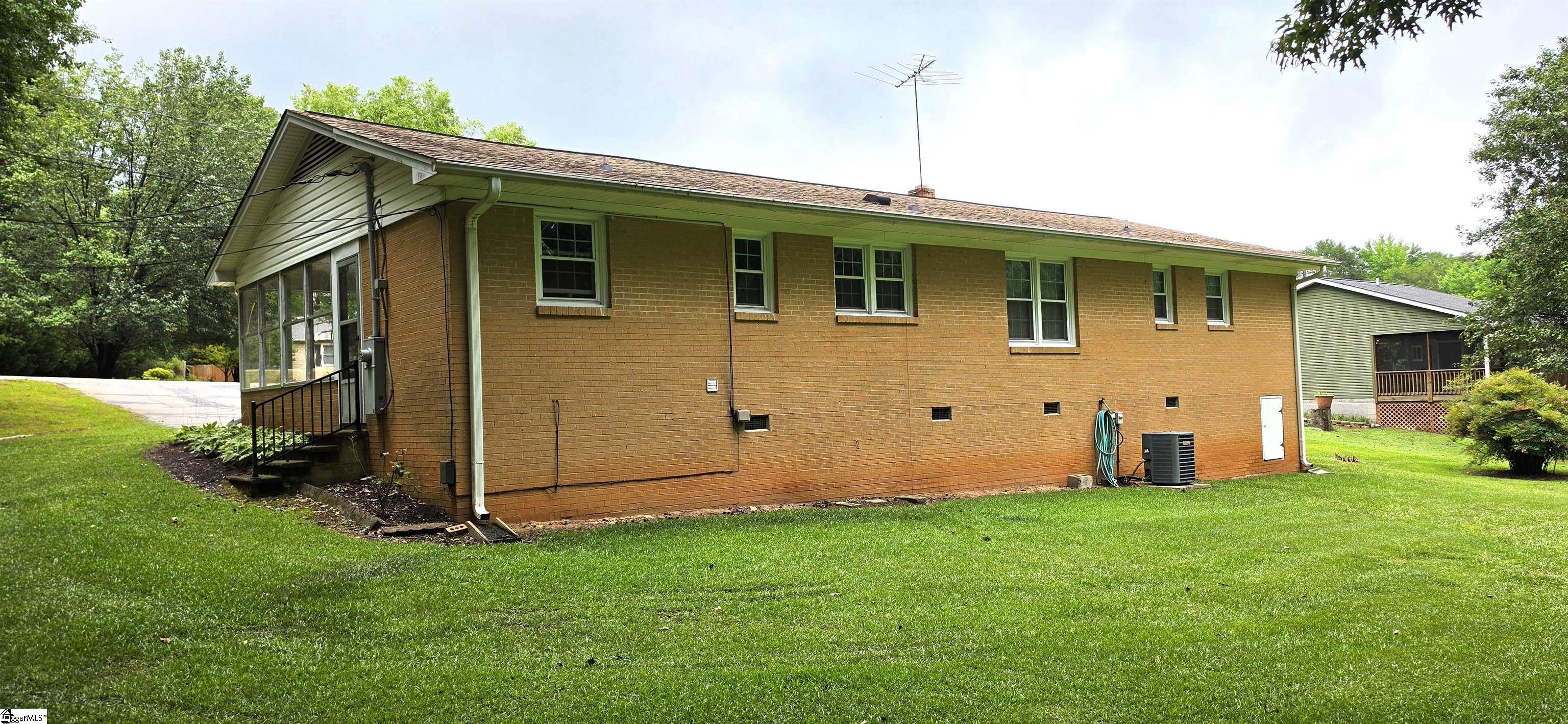 180 Edgewood Drive Property Photo 25