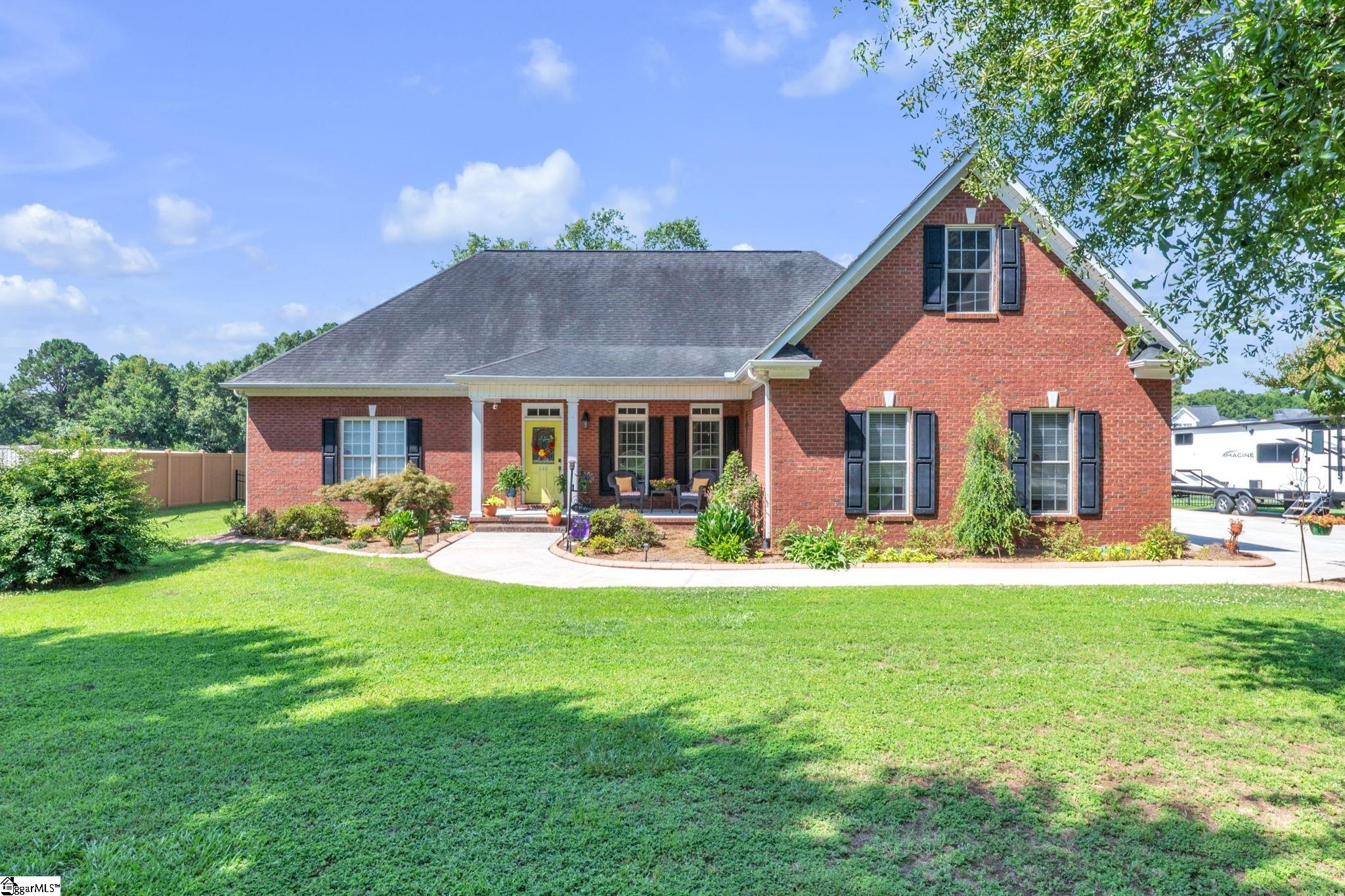 1597978 Property Photo 1