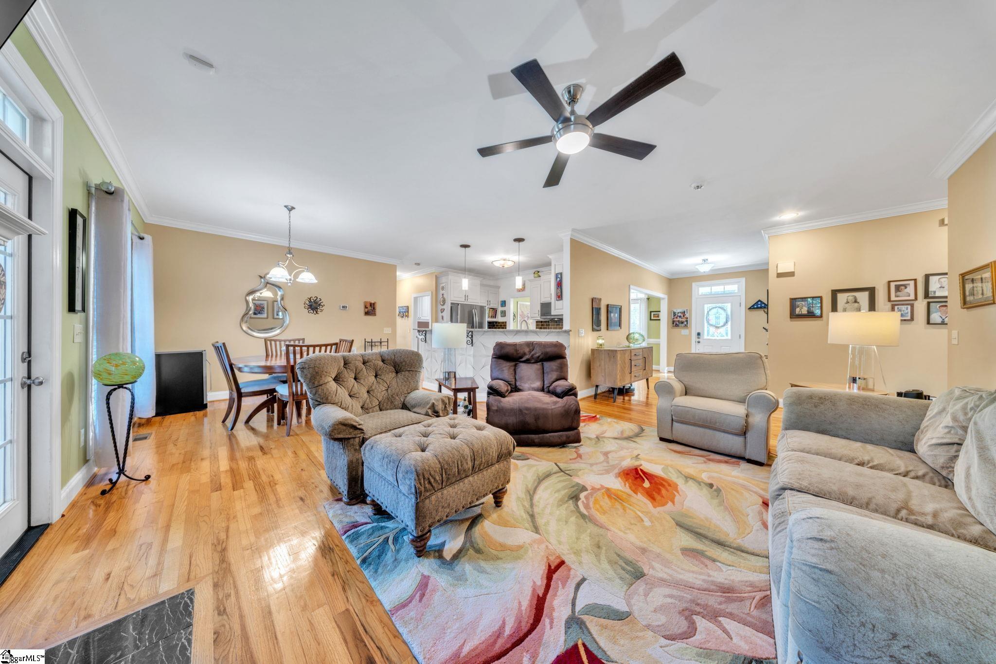1597978 Property Photo 5