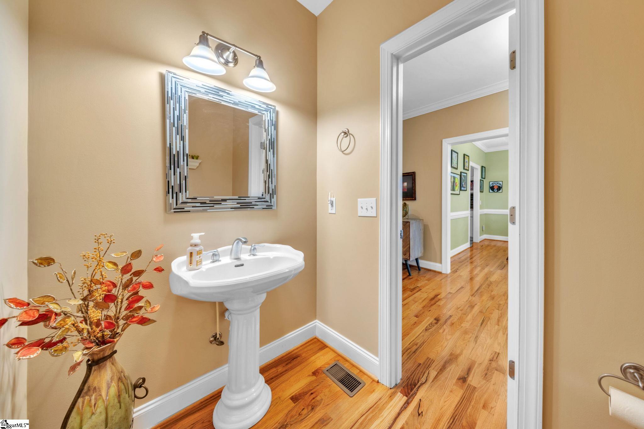 1597978 Property Photo 16
