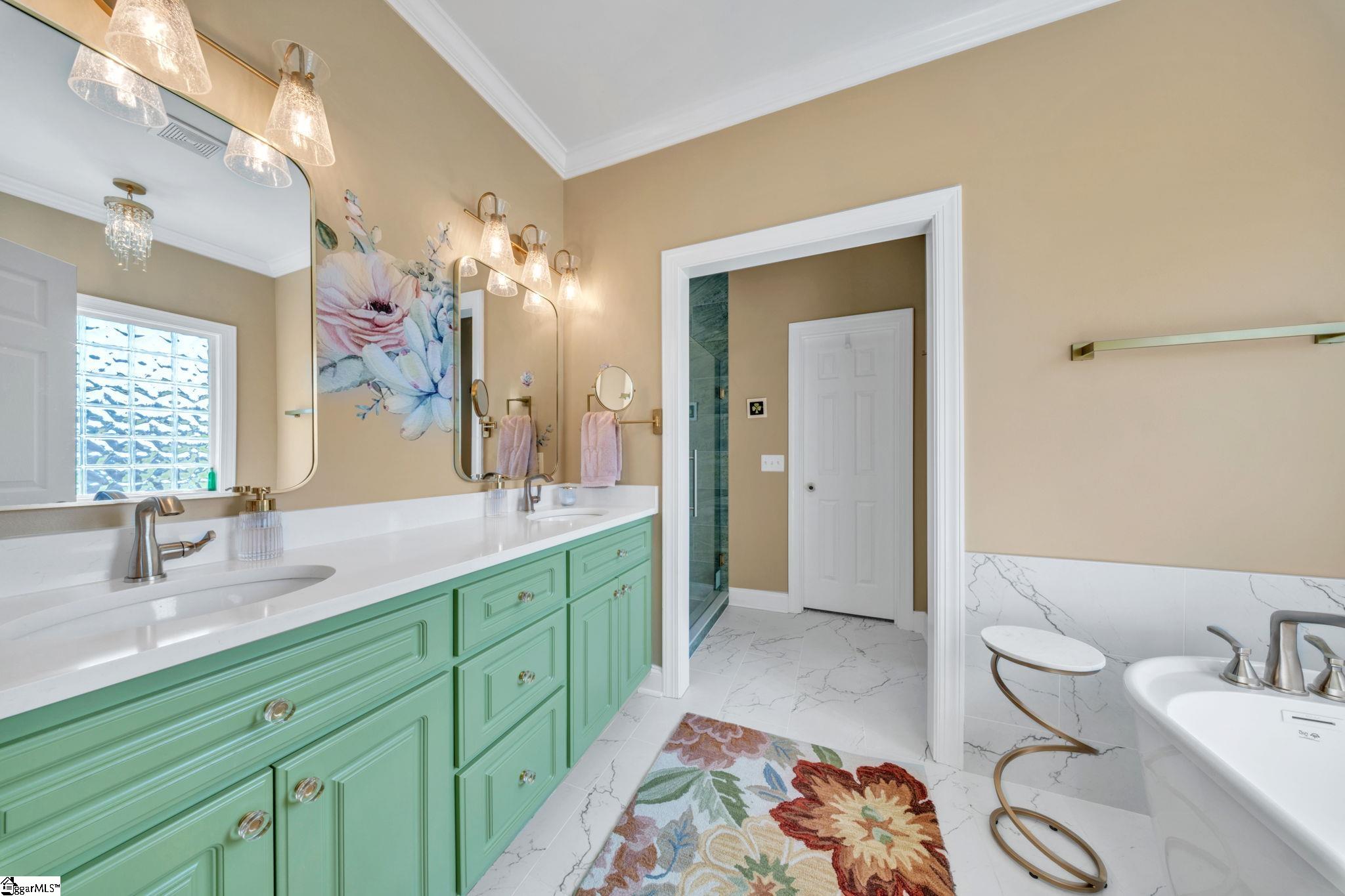 1597978 Property Photo 20