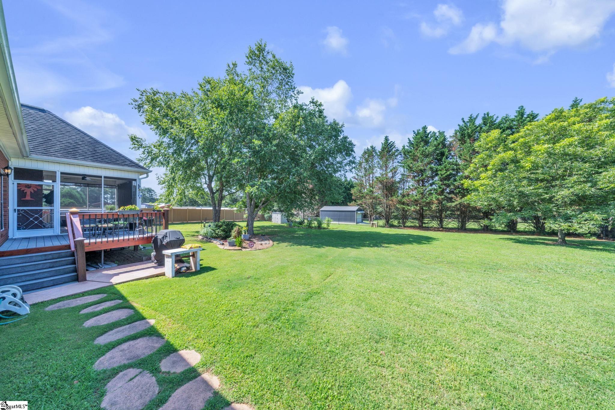 1597978 Property Photo 35