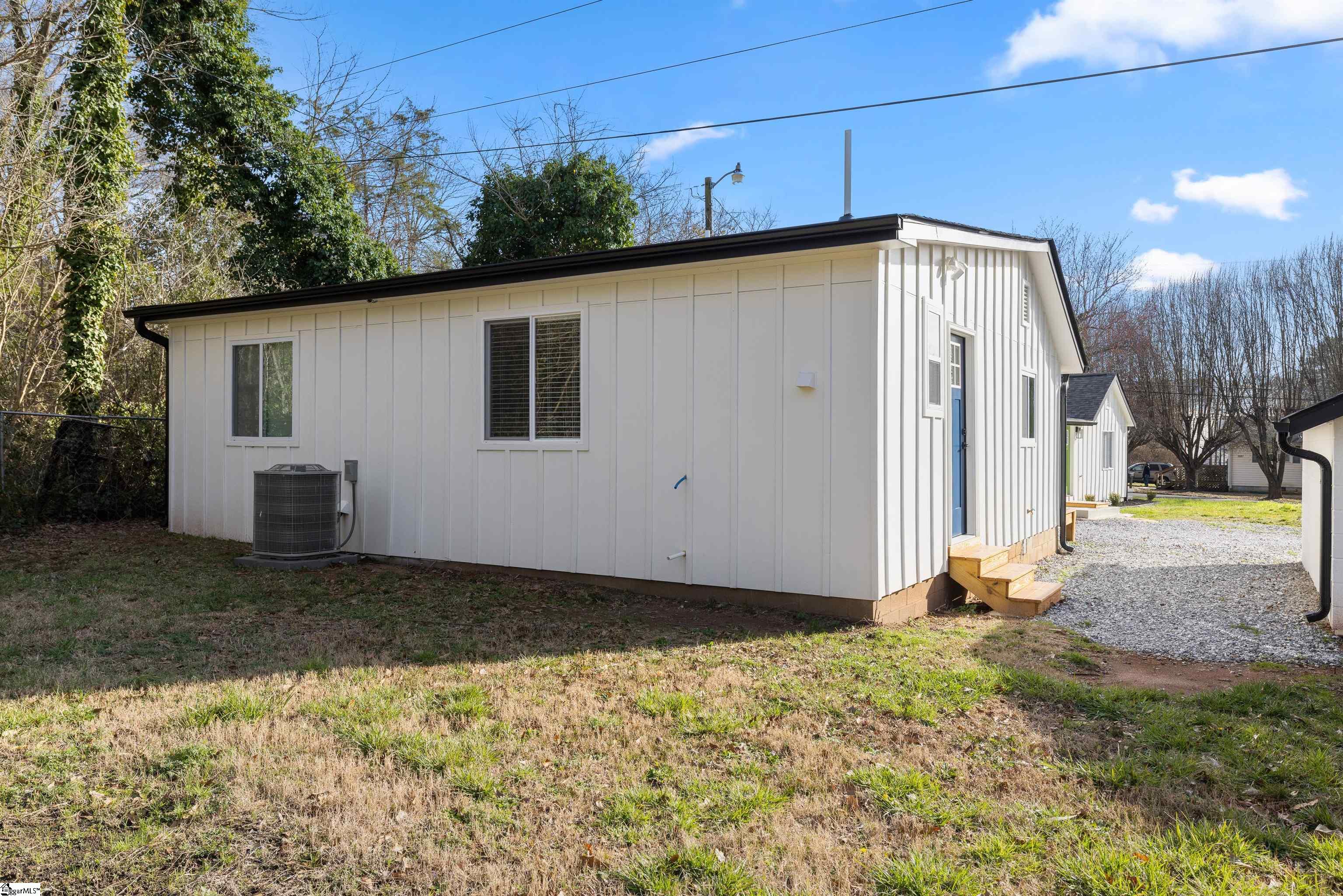 1538 Farley Avenue Property Photo 15