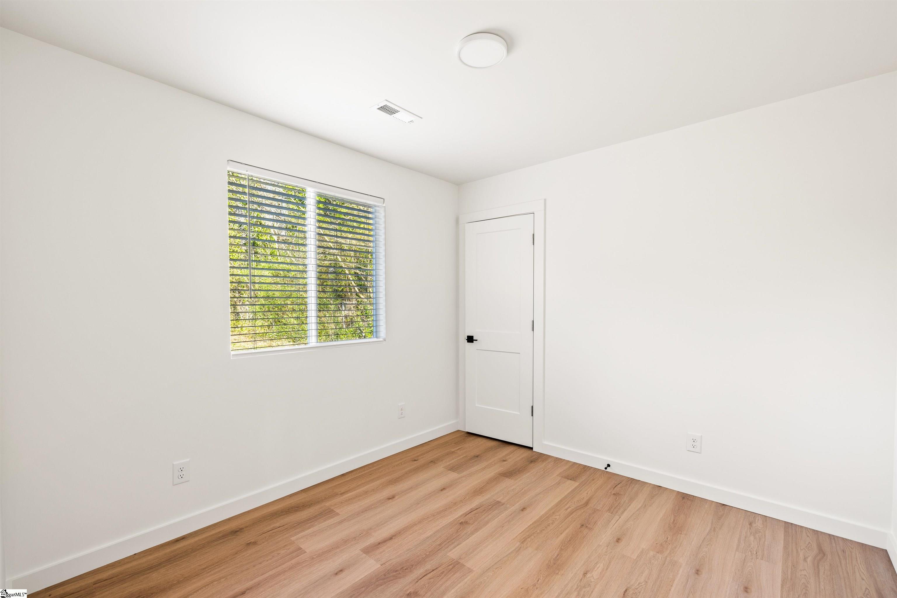 1538 Farley Avenue Property Photo 25