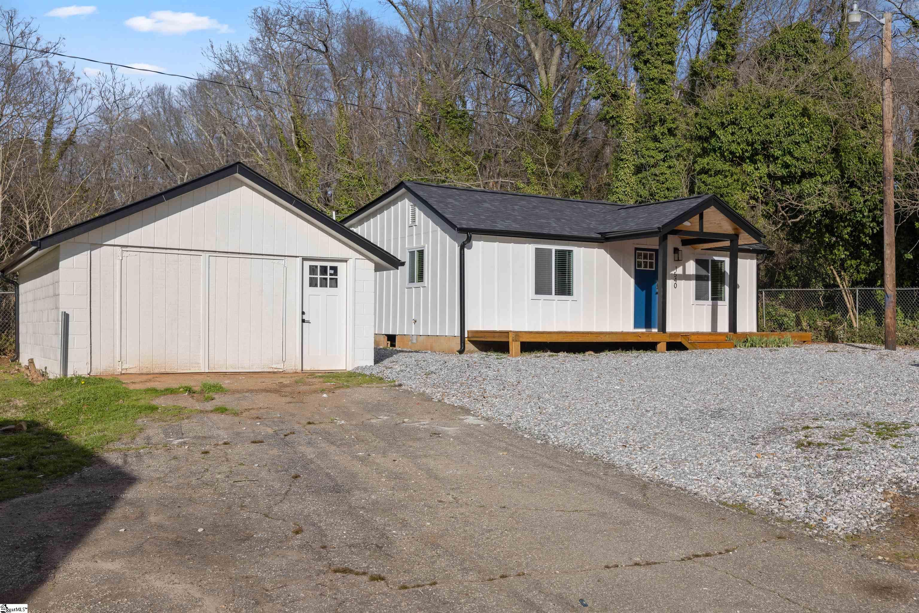1538 Farley Avenue Property Photo 28